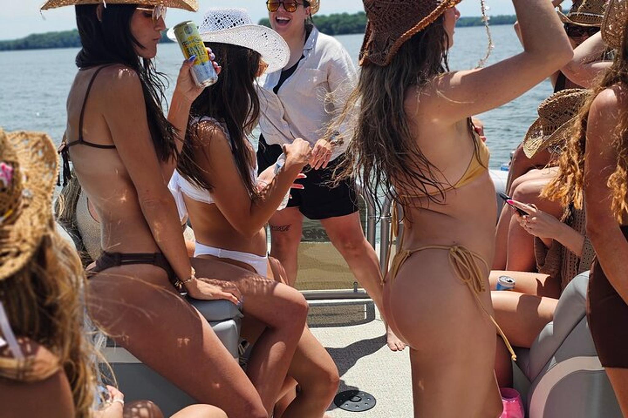 Nashville Pontoon Party on Percy Priest Lake - Image 6