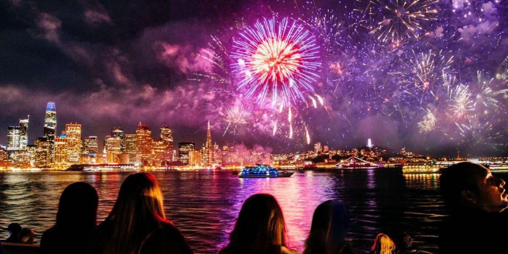 New York City July 4th Fireworks Cruise - Image 2