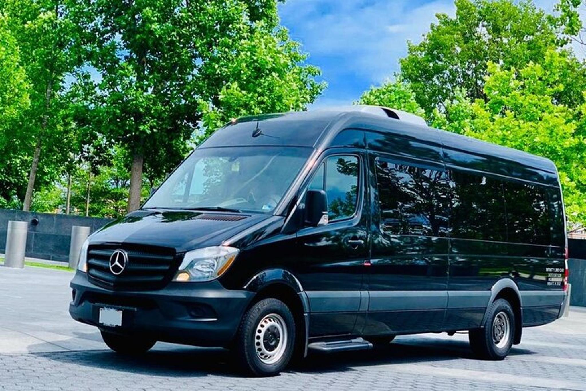 Springfield Private Airport Transfer - Image 5