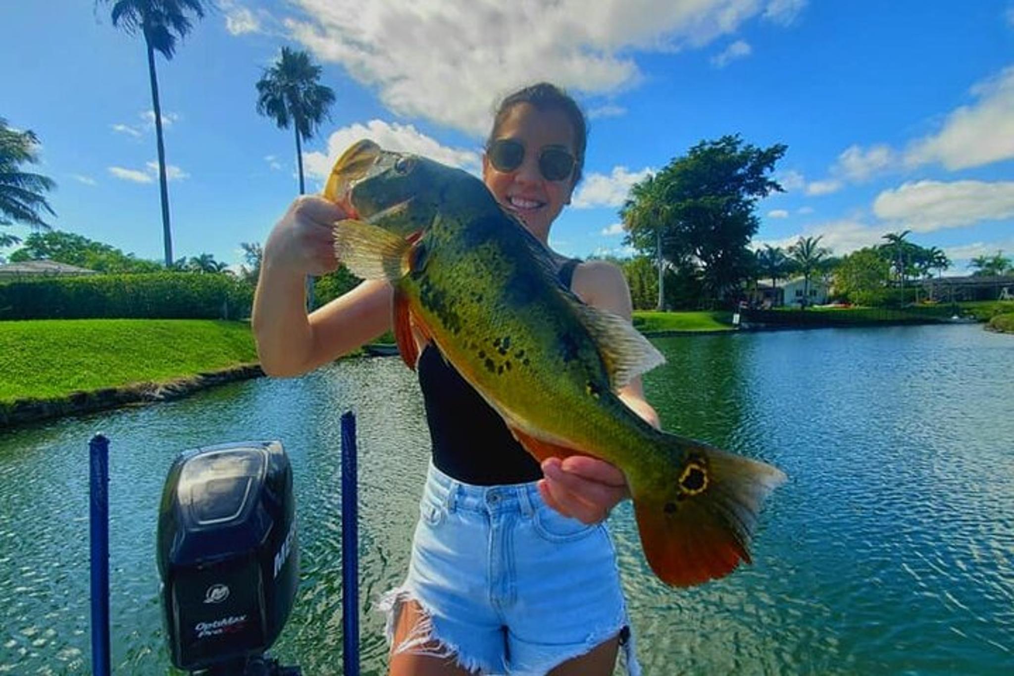 Miami Peacock Bass Fishing Trip - Image 2
