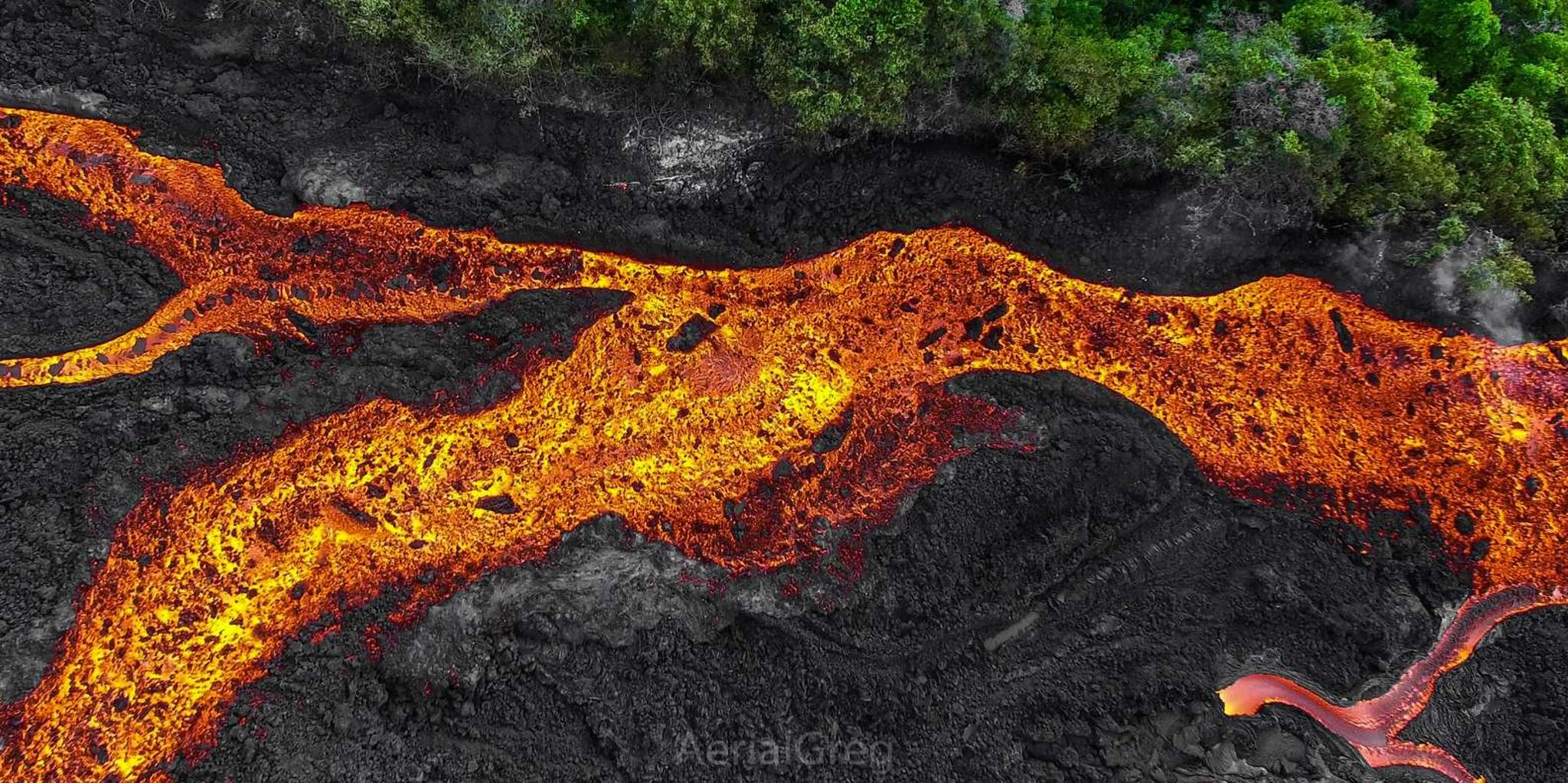 Big Island Coffee, Beaches, Volcanos & Waterfalls Tour - Image 2