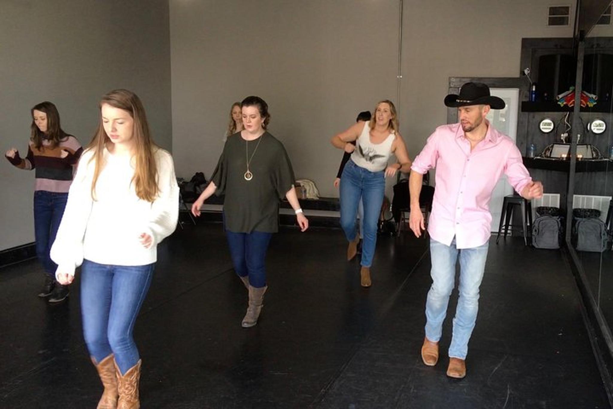 Nashville Line Dance Class - Image 1