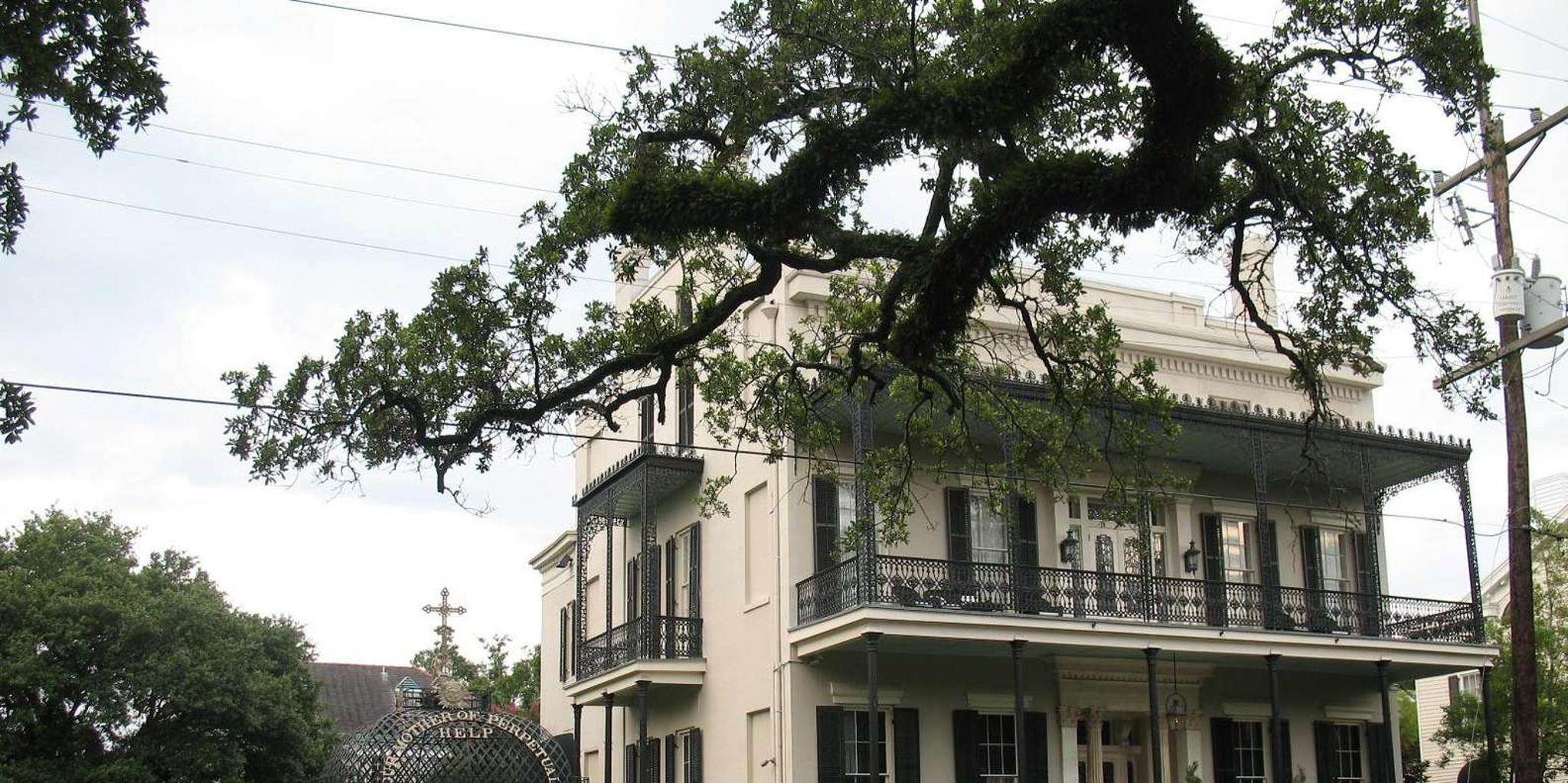 New Orleans Garden District Walking Tour - Image 4