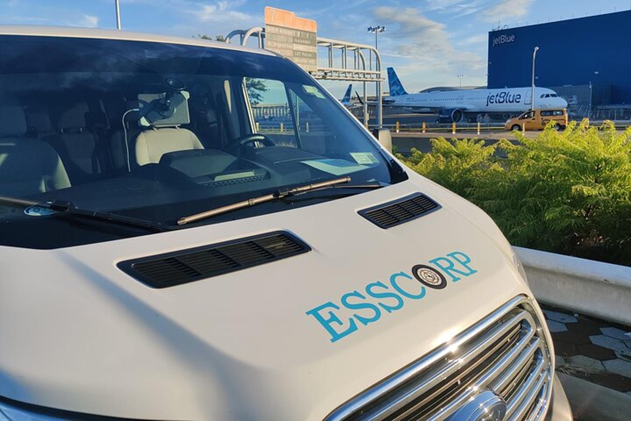 New York Airport Shuttle from Queens - Image 1