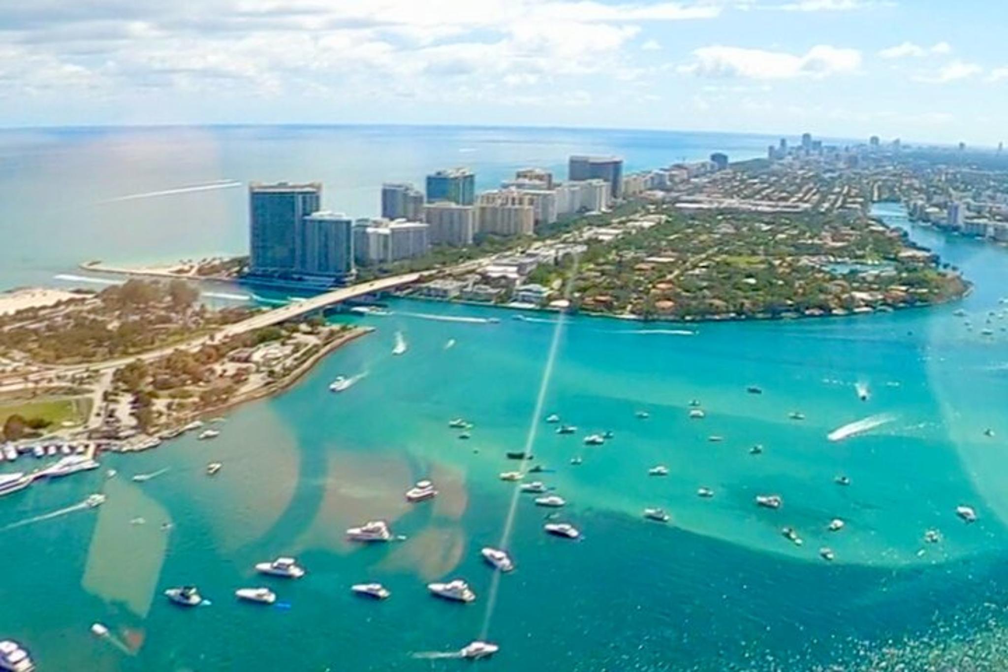 Miami Beach Private Airplane Tour with Champagne - Image 2