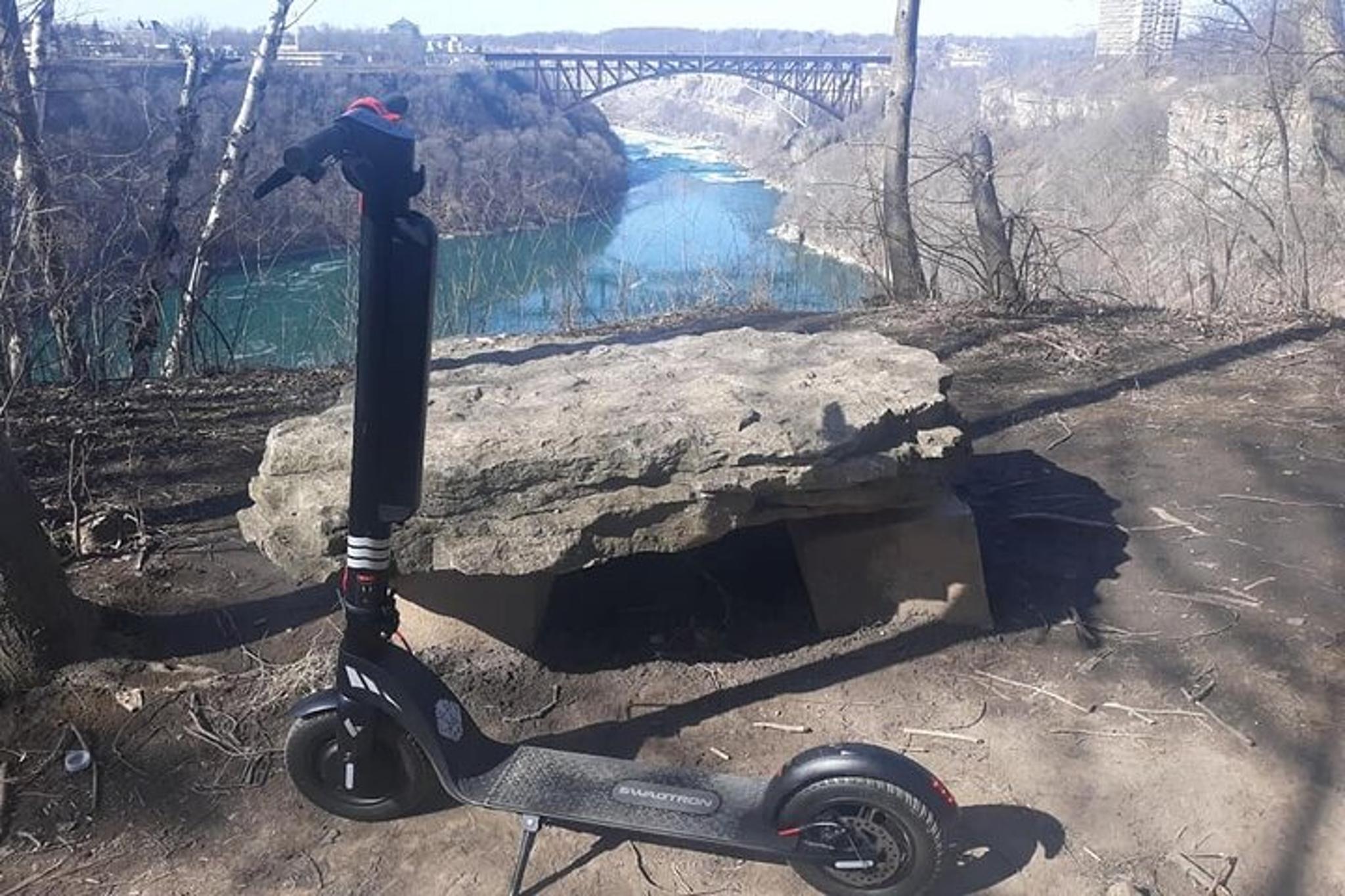 Niagara Falls E-Scooter Tour with Daredevil Museum Entry - Image 6