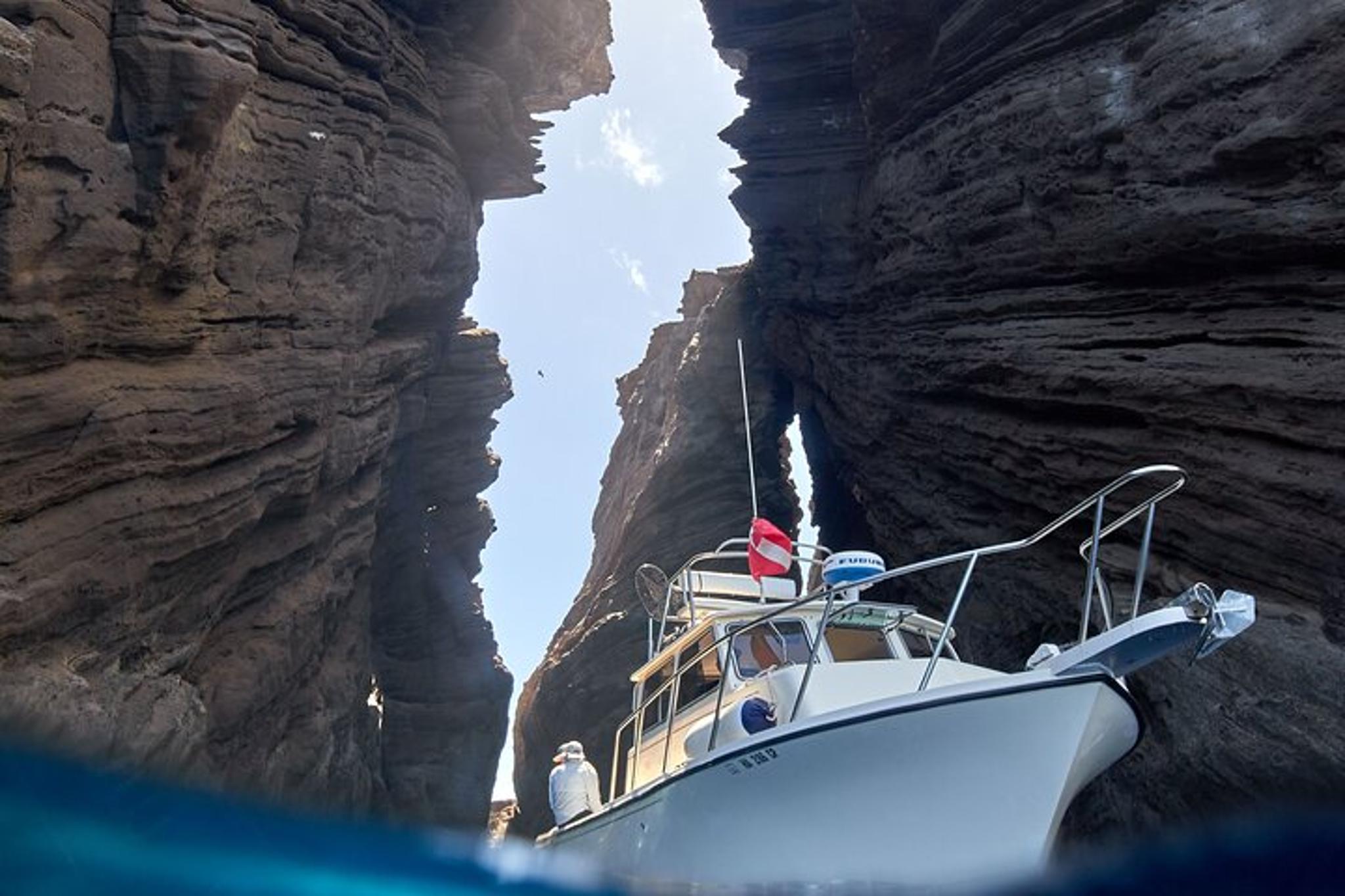 Niihau Scuba Charter with 2 or 3 Tank Dive - Image 2