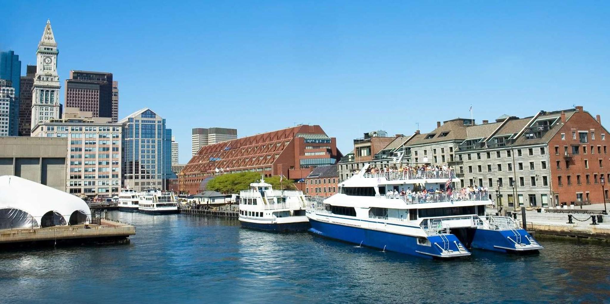 Boston Old Town Walking Tour and Harbor Cruise - Image 1