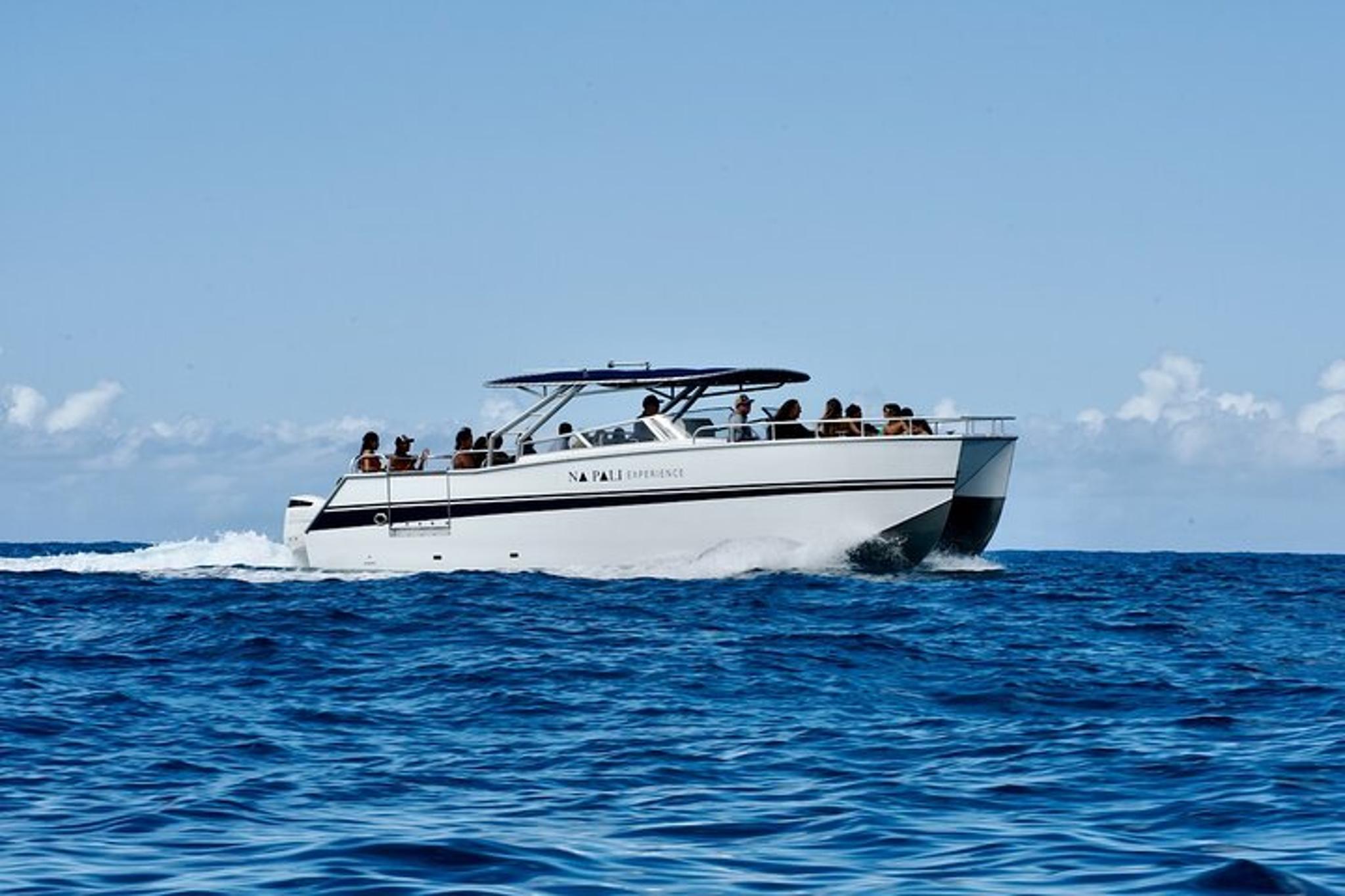 Kauai Na Pali Coast Catamaran Tour - Image 2