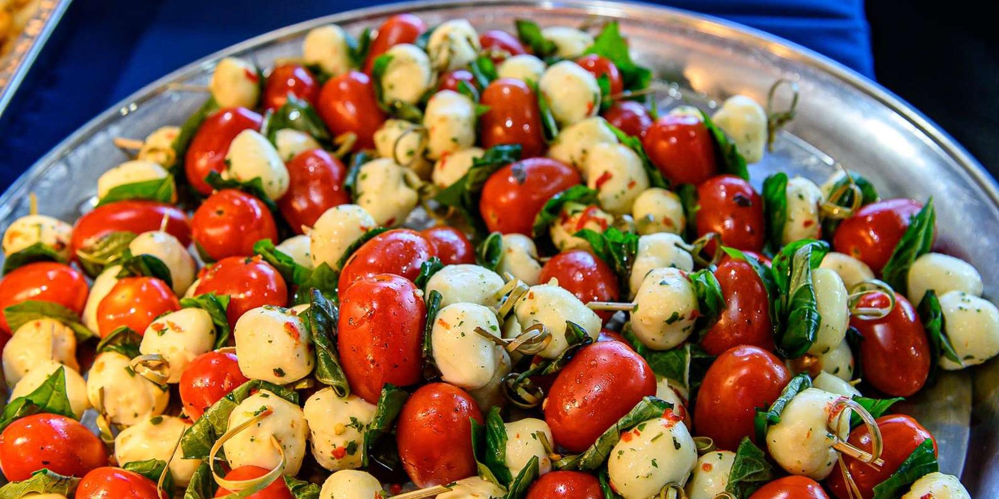 New York City Christmas Dinner Cruise - Image 5