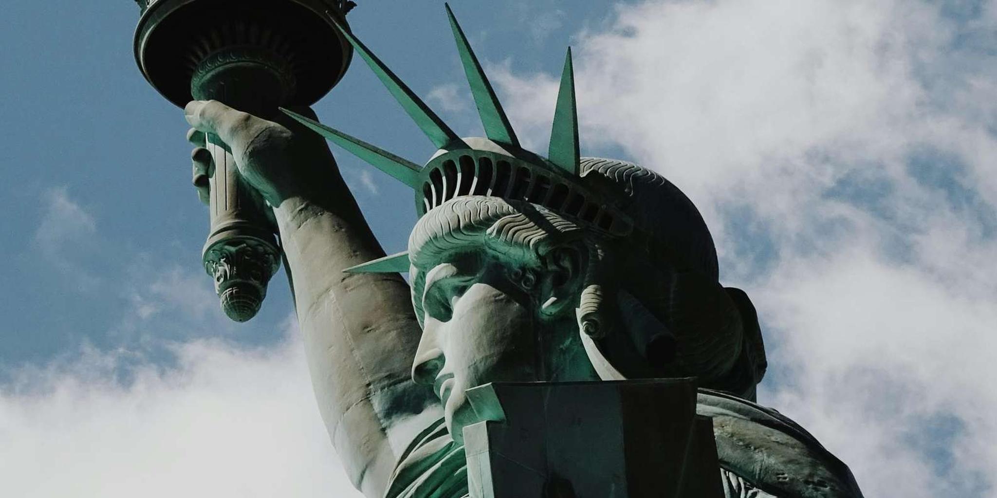 New York Statue of Liberty and Brooklyn Bridge Tour