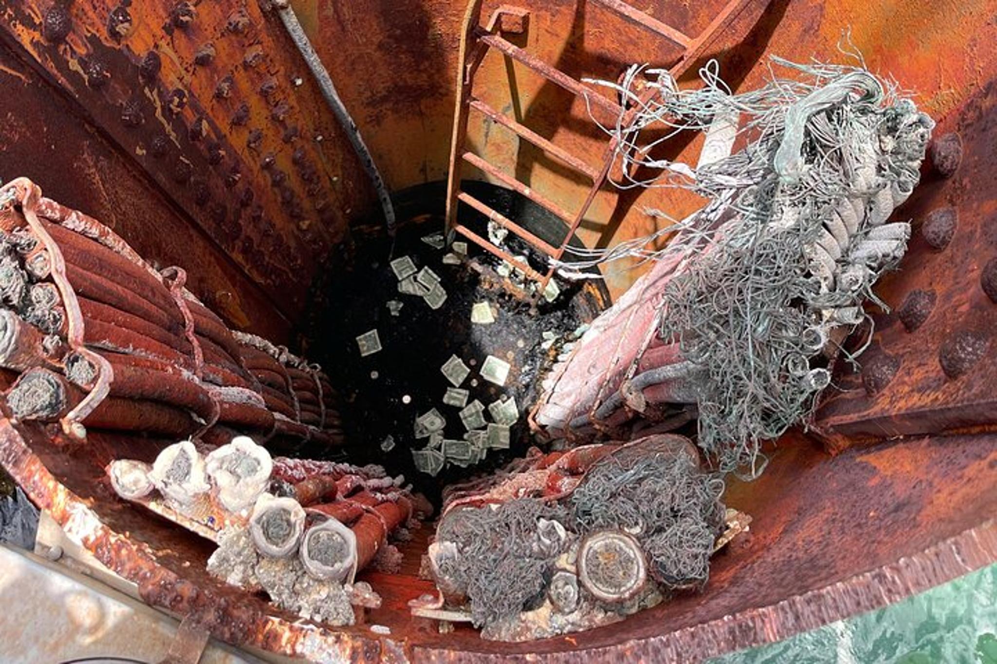 Honolulu Pearl Harbor Tour with Private Transportation - Image 6