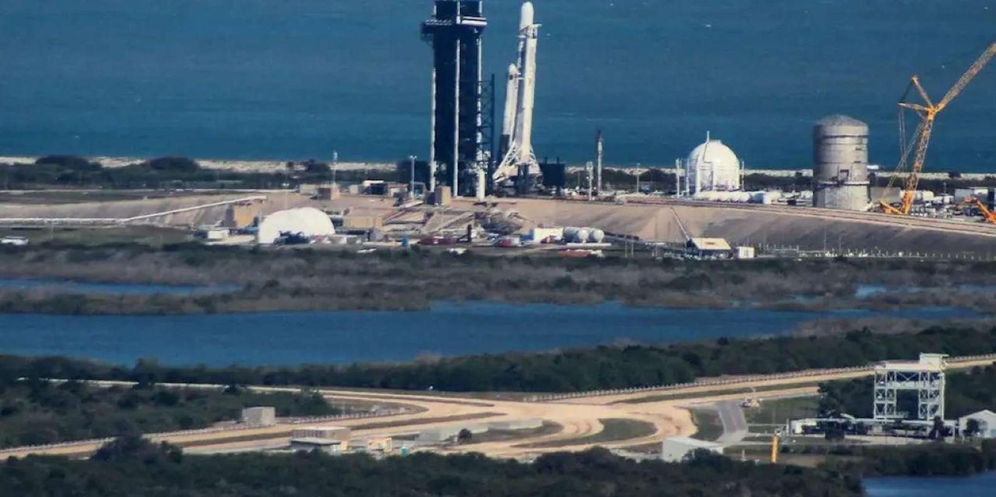 Port Canaveral Helicopter Tour over Kennedy Space Center 35 min - Image 3