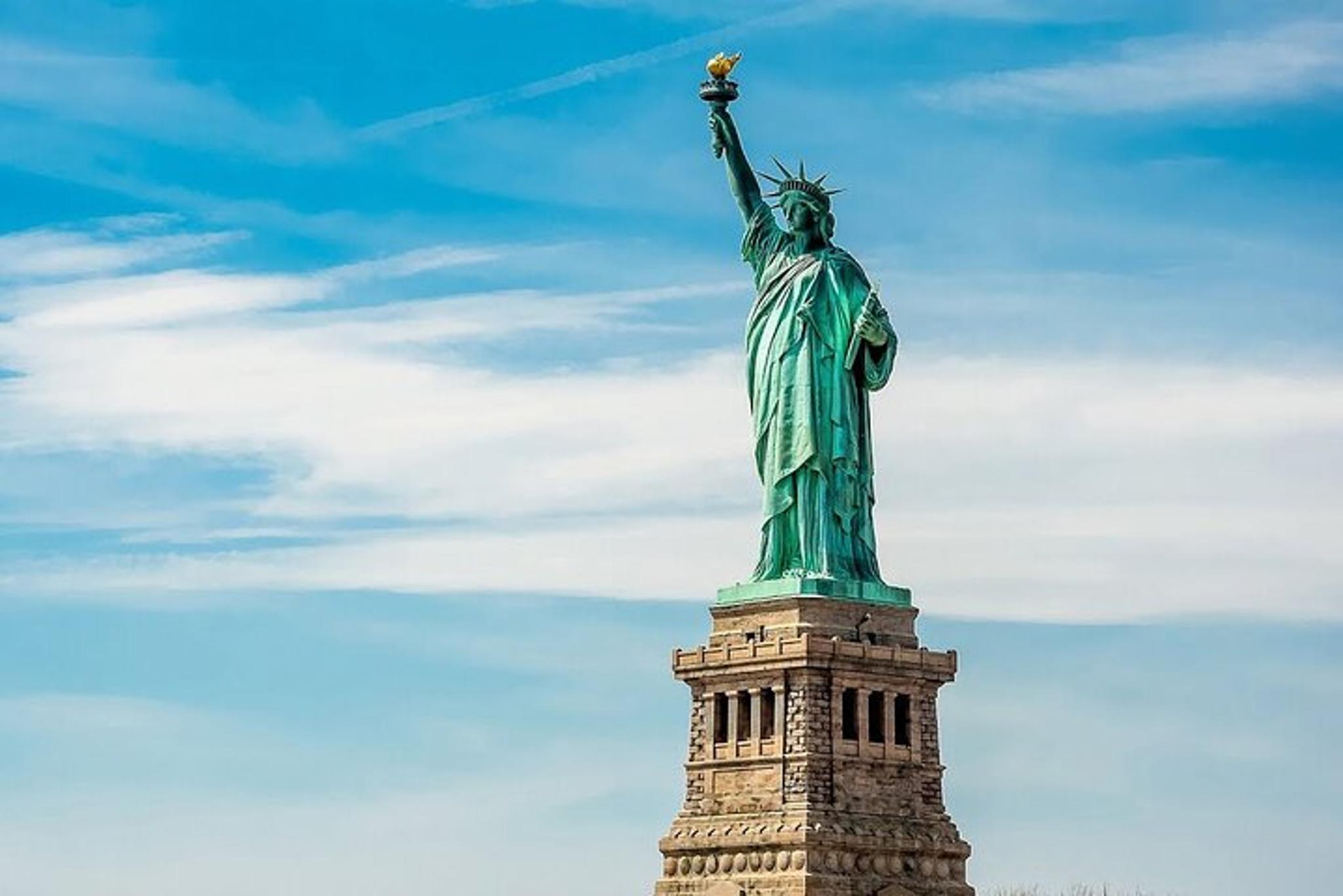 New York Statue of Liberty and Ellis Island Tour