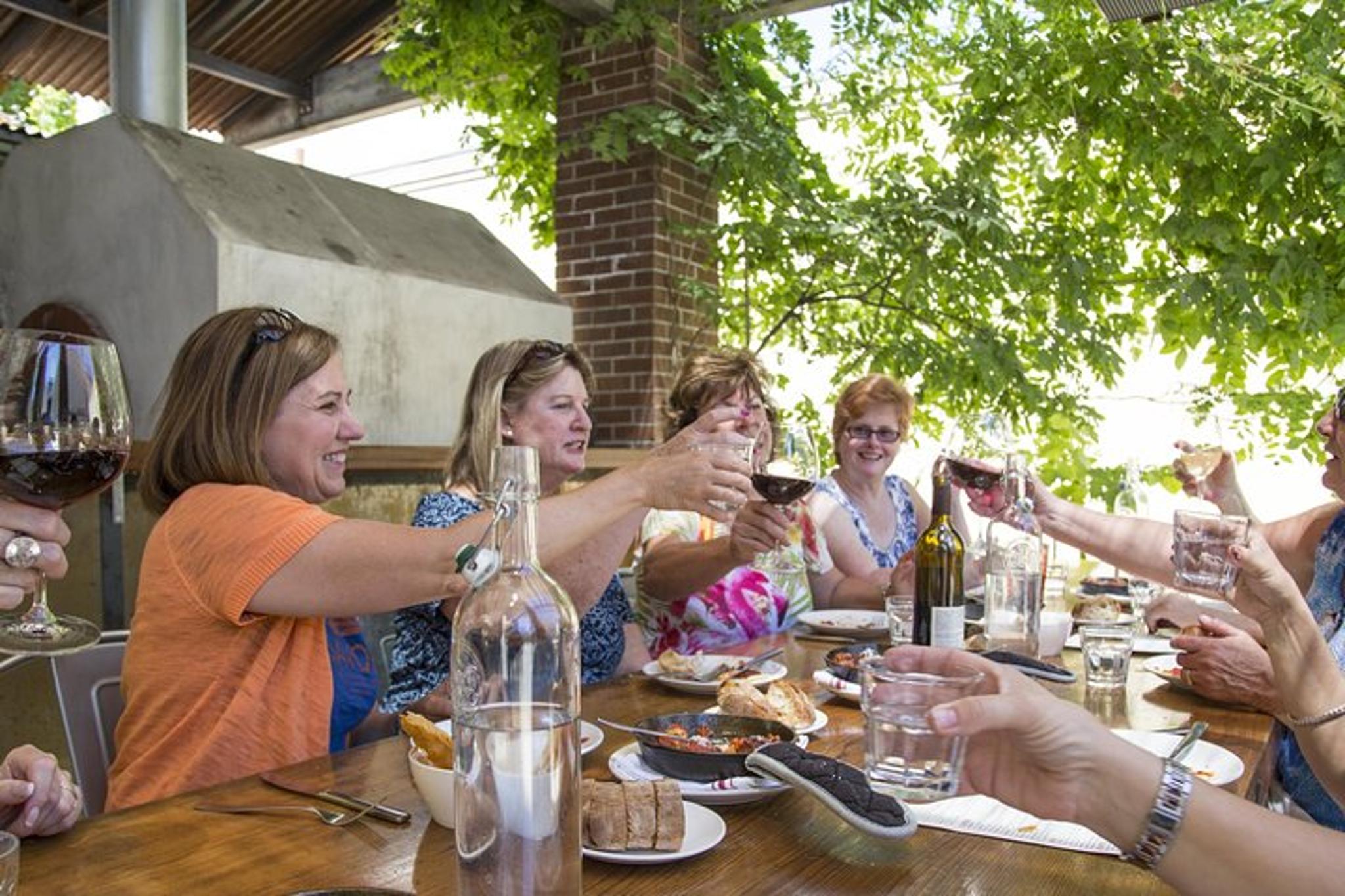 Healdsburg Food and Wine Walking Tour - Image 1