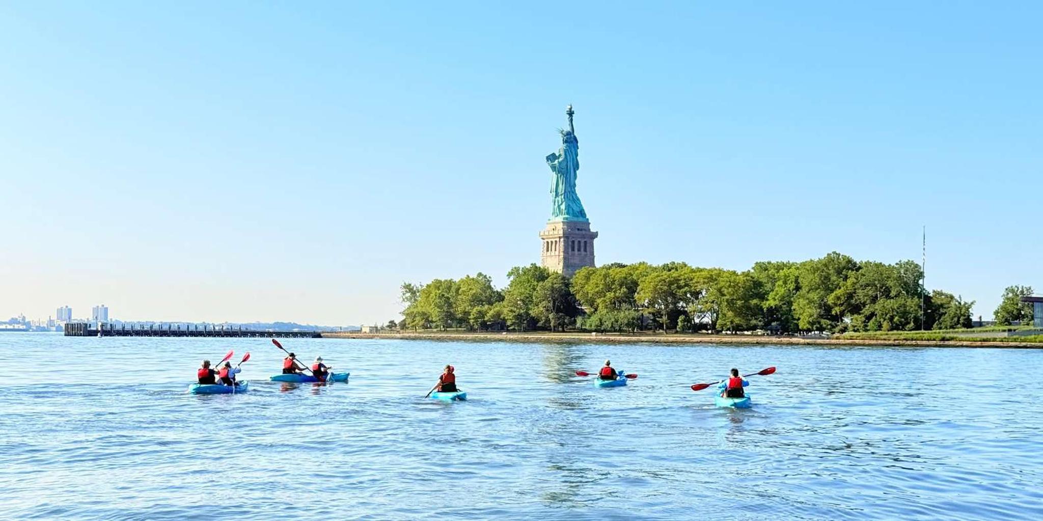 New York City Hudson River Kayak Tour with Statue of Liberty - Image 6