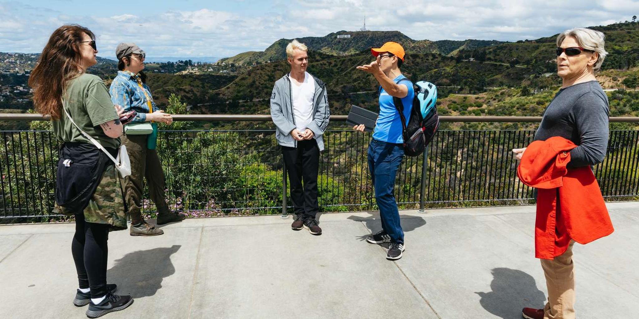 Los Angeles Hollywood Sign Hiking Tour to Griffith Observatory - Image 3