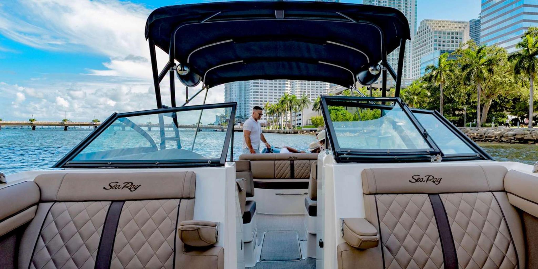 Miami Private Yacht Charter - Image 4