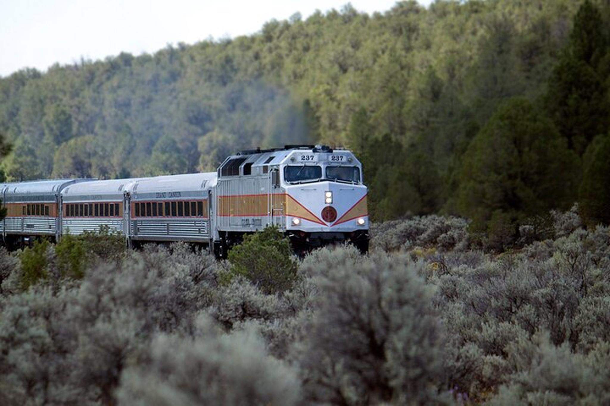 Flagstaff Grand Canyon Railroad Excursion - Image 4