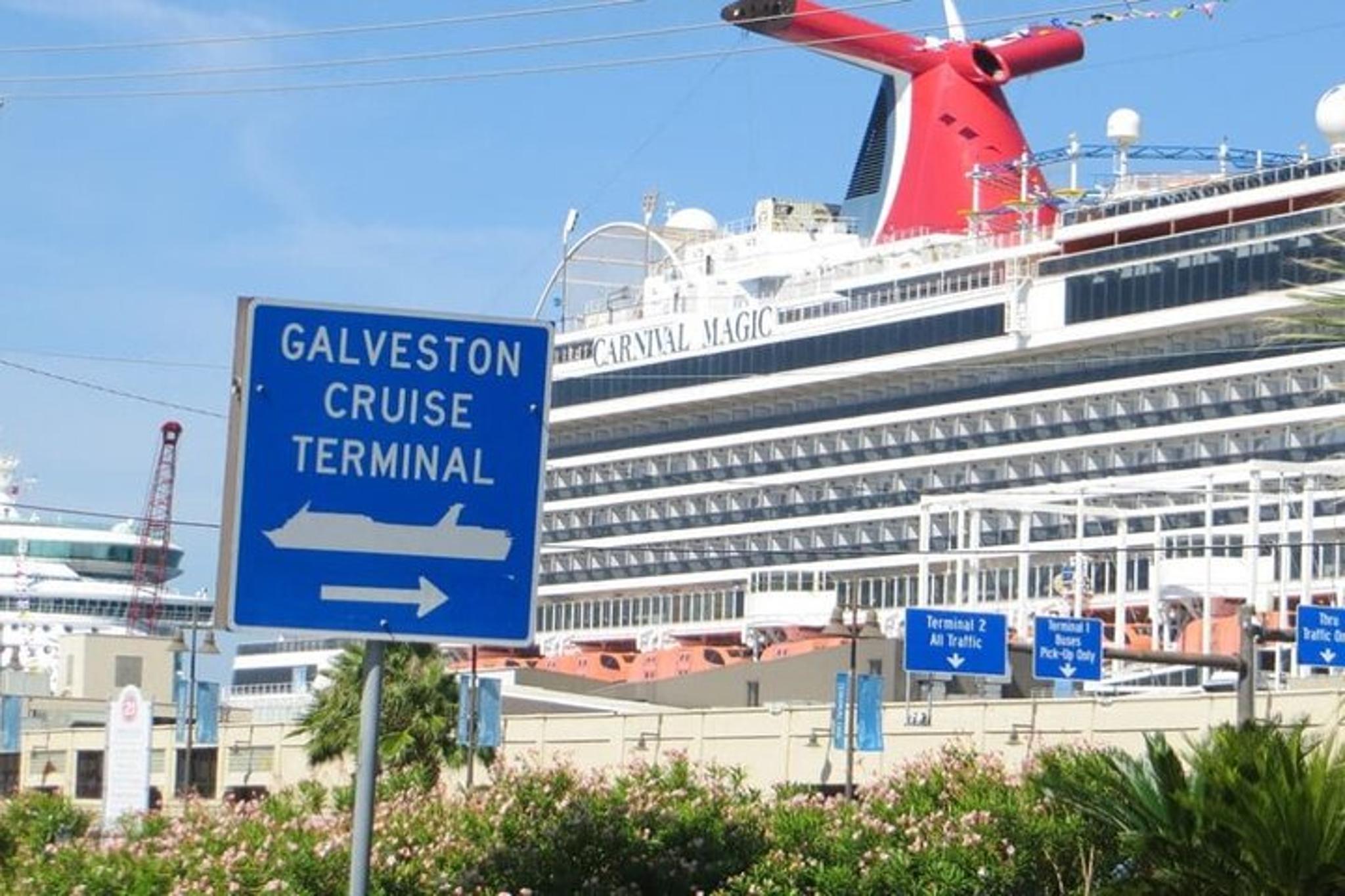 Galveston Private Shuttle to Hobby Airport - Image 4