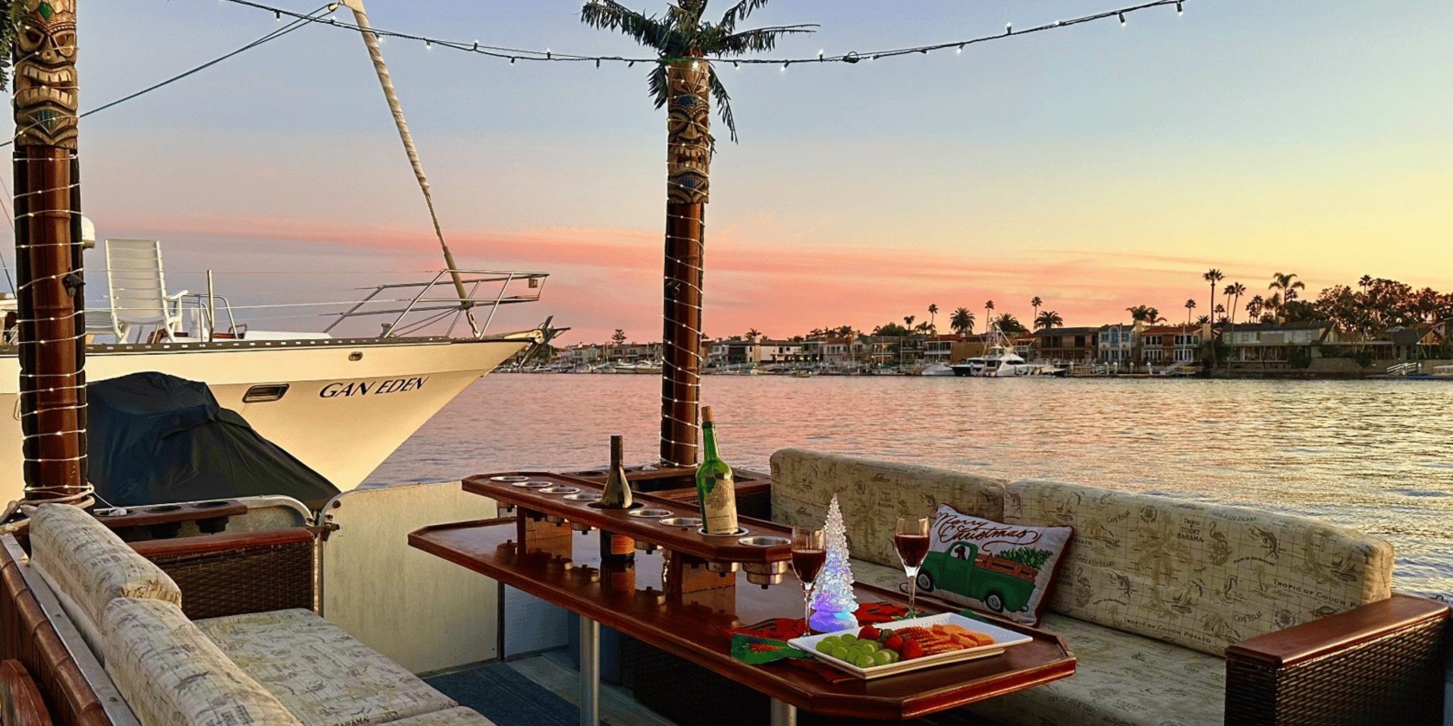 Newport Harbor Tiki Boat Cruise - Image 6