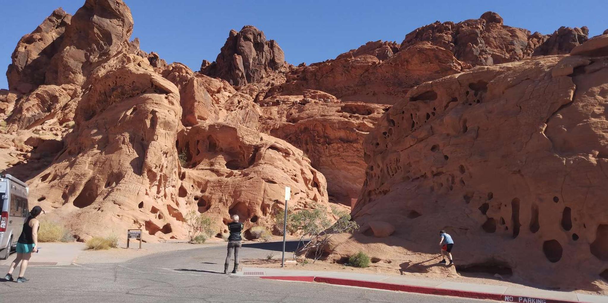 Las Vegas Valley of Fire Small Group Tour - Image 3