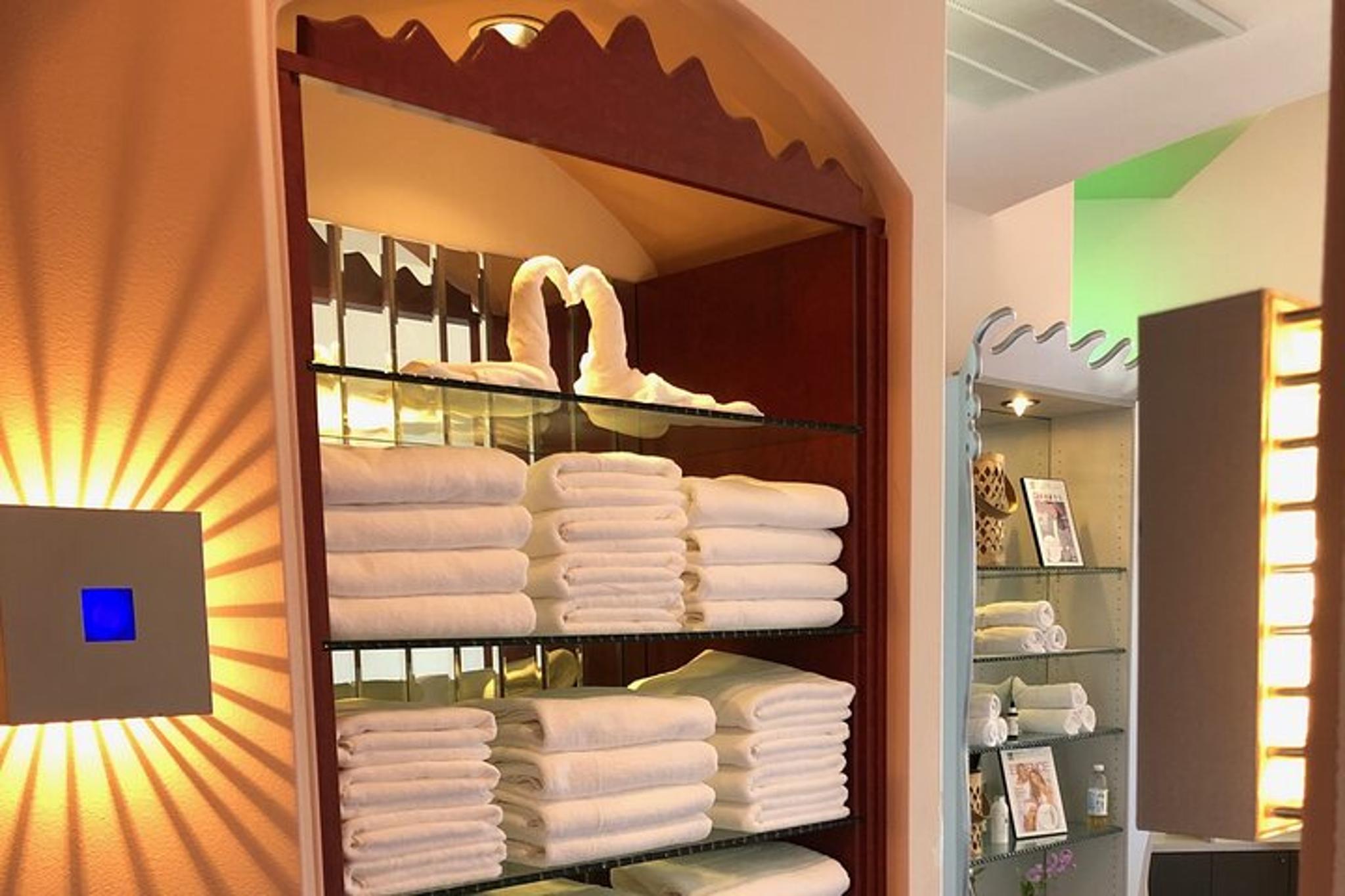 Las Vegas Hot Stone Body Massage with Private Sauna