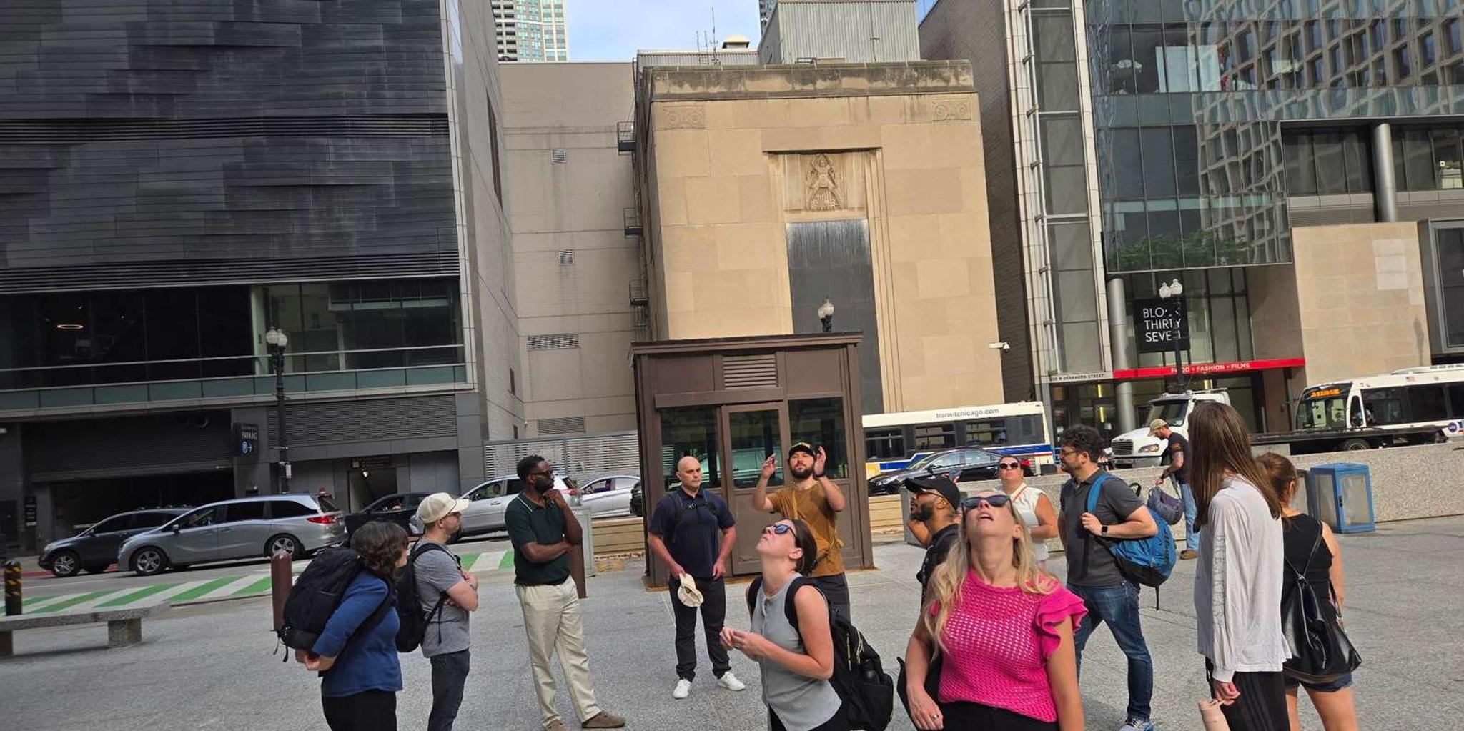 Chicago Architecture and True Crime Tour - Image 6