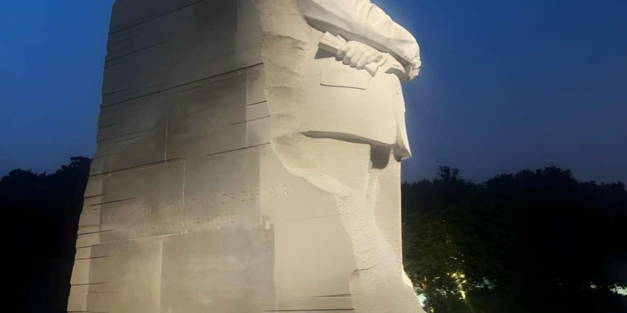 Washington DC Night Tour - Image 4