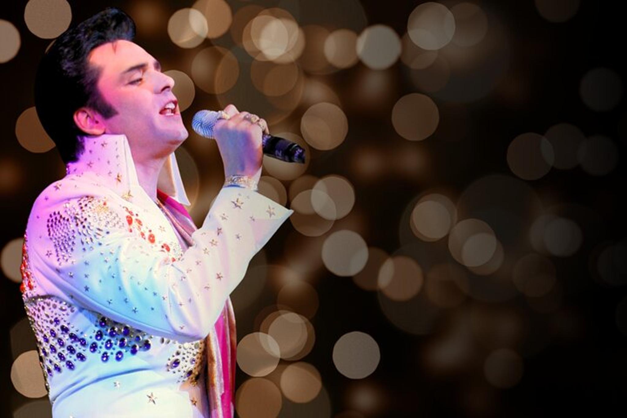Las Vegas Elvis Tribute Show - Image 3