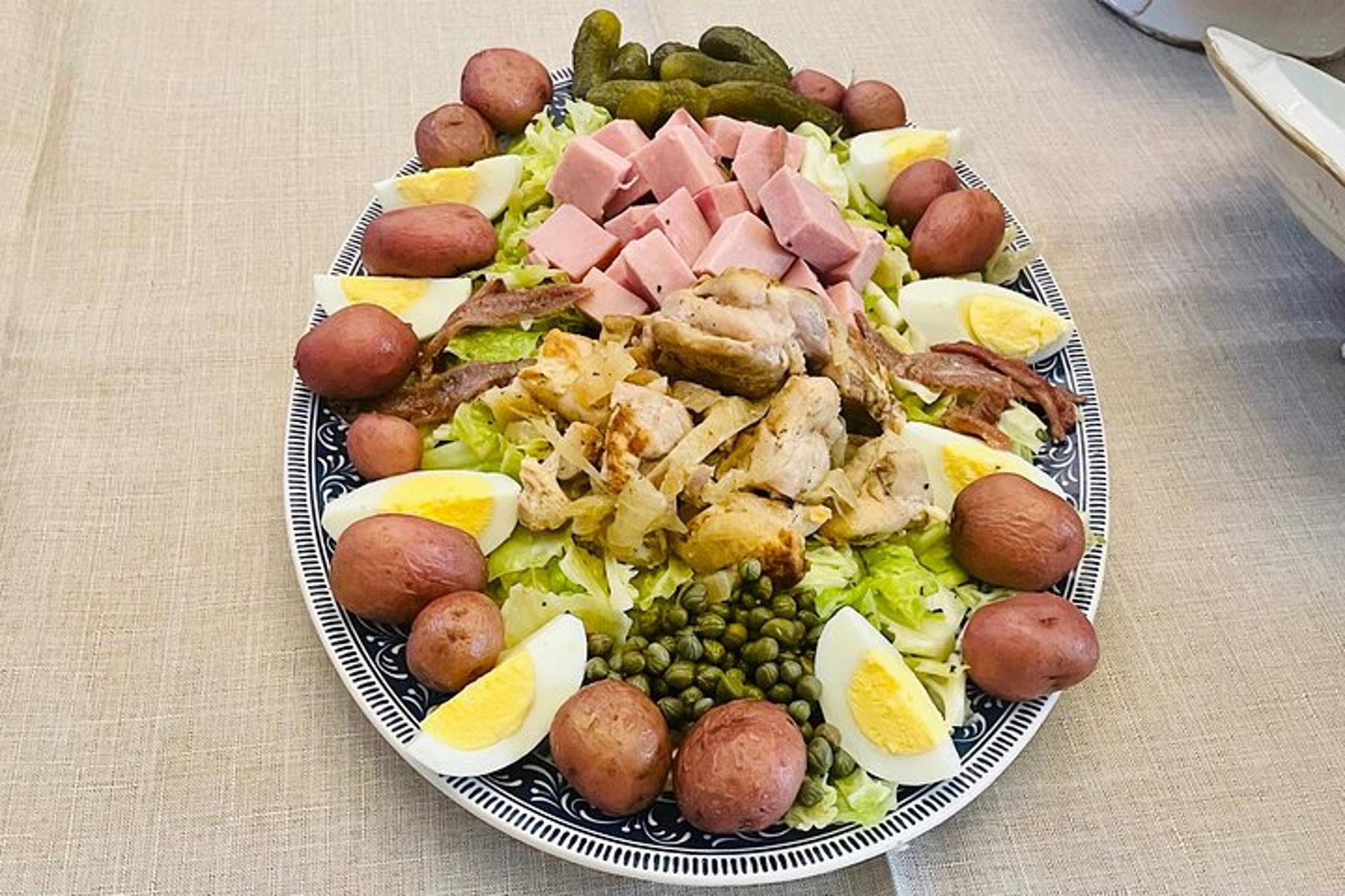 Charleston Colonial Tavern and History Museum Visit - Image 4