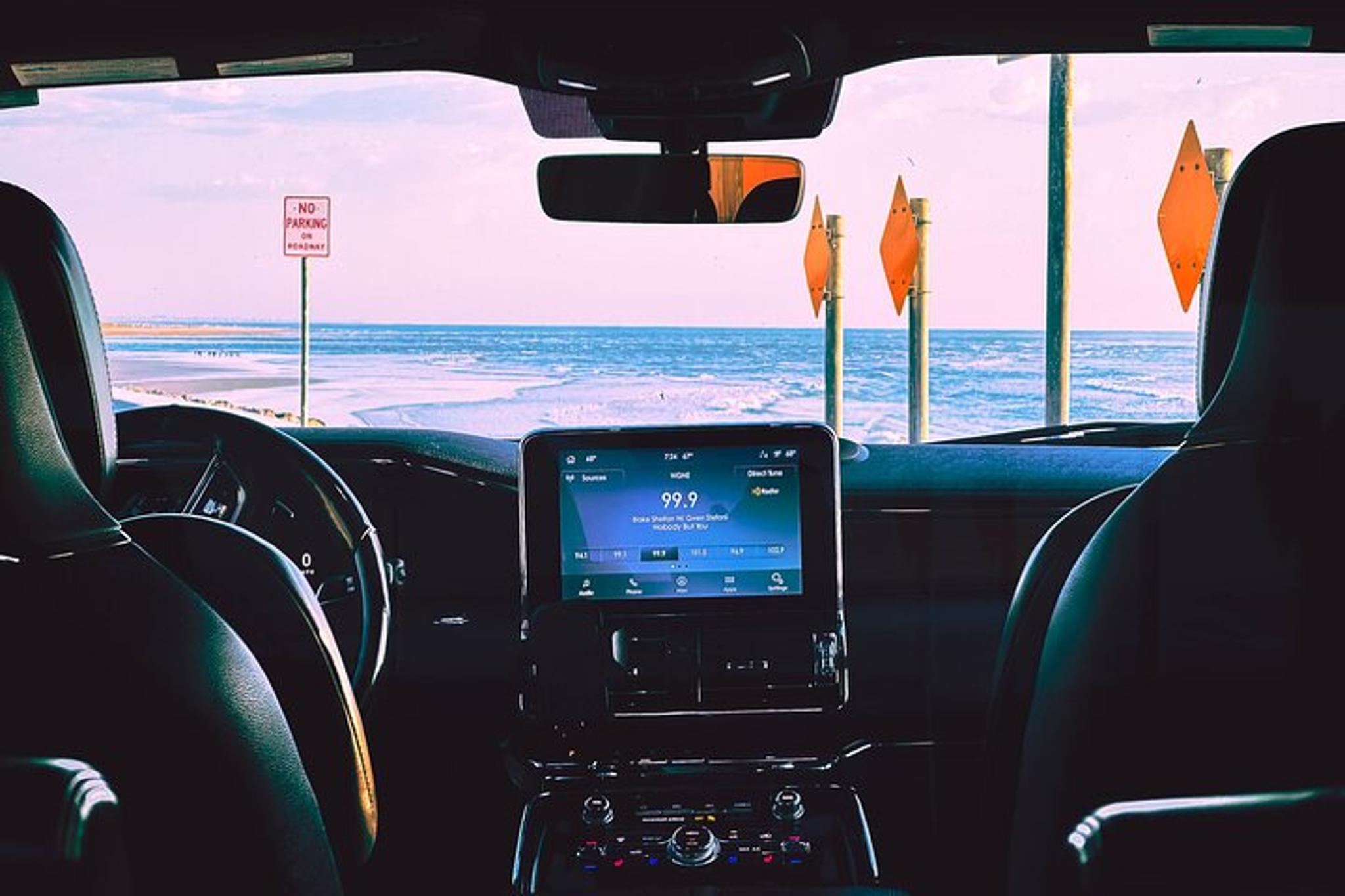 Jacksonville Car Transfer to Margaritaville Beach Hotel - Image 4