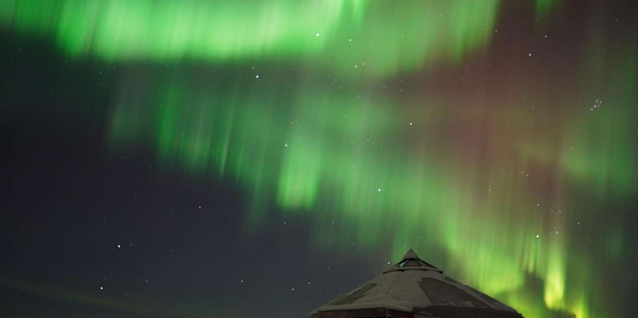 Fairbanks Northern Lights Lodge Tour 5 hr - Image 3