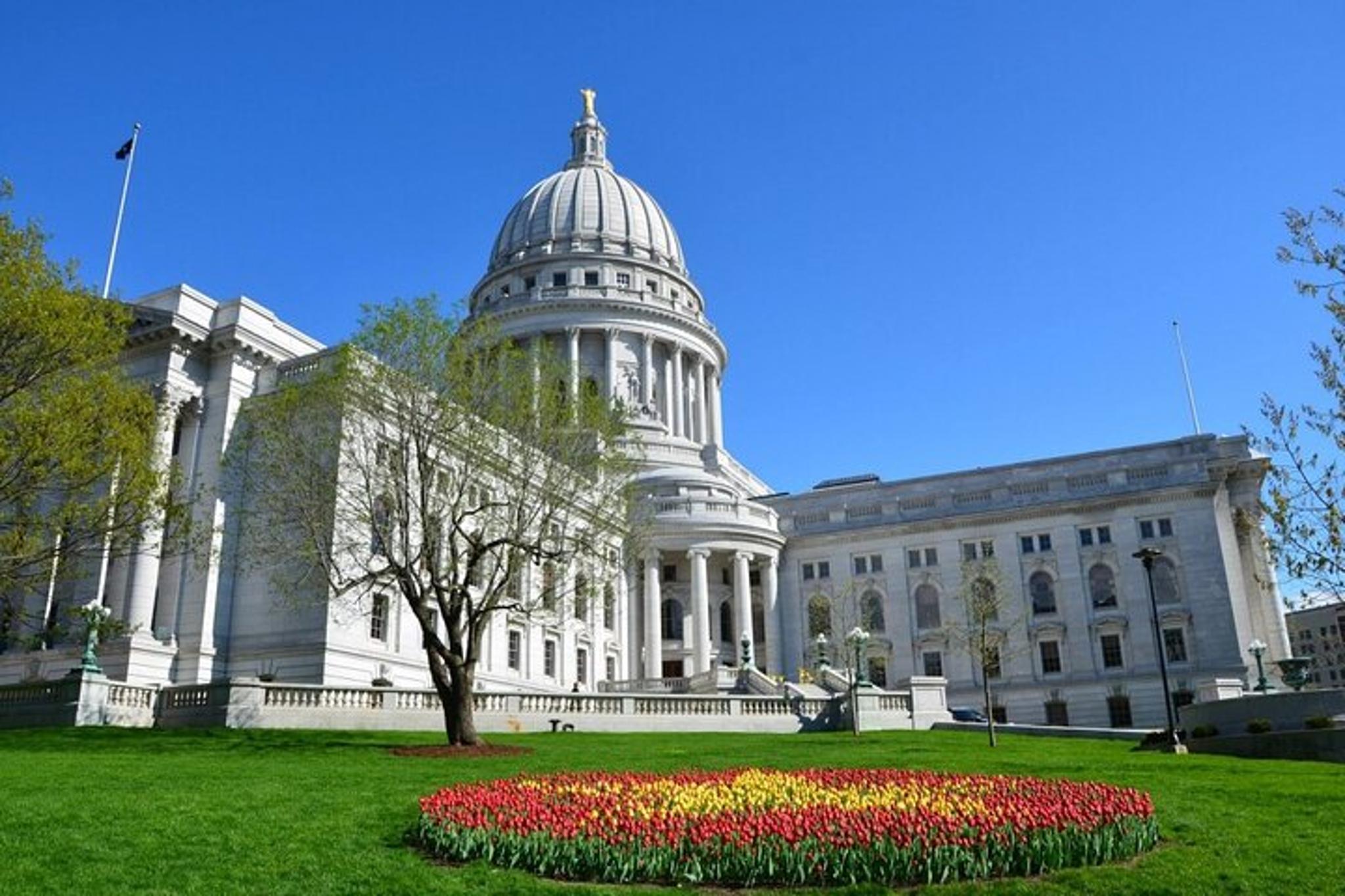 Madison Scavenger Hunt: Artistic and Musical Adventure - Image 6