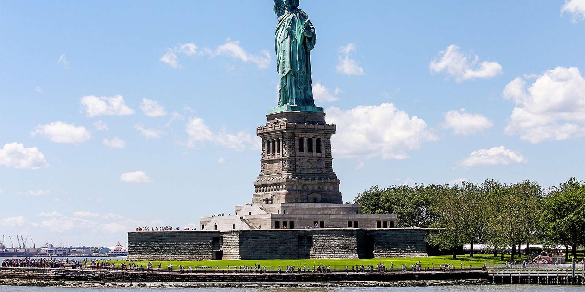 New York City Ellis Island and Liberty Island Tour - Image 5