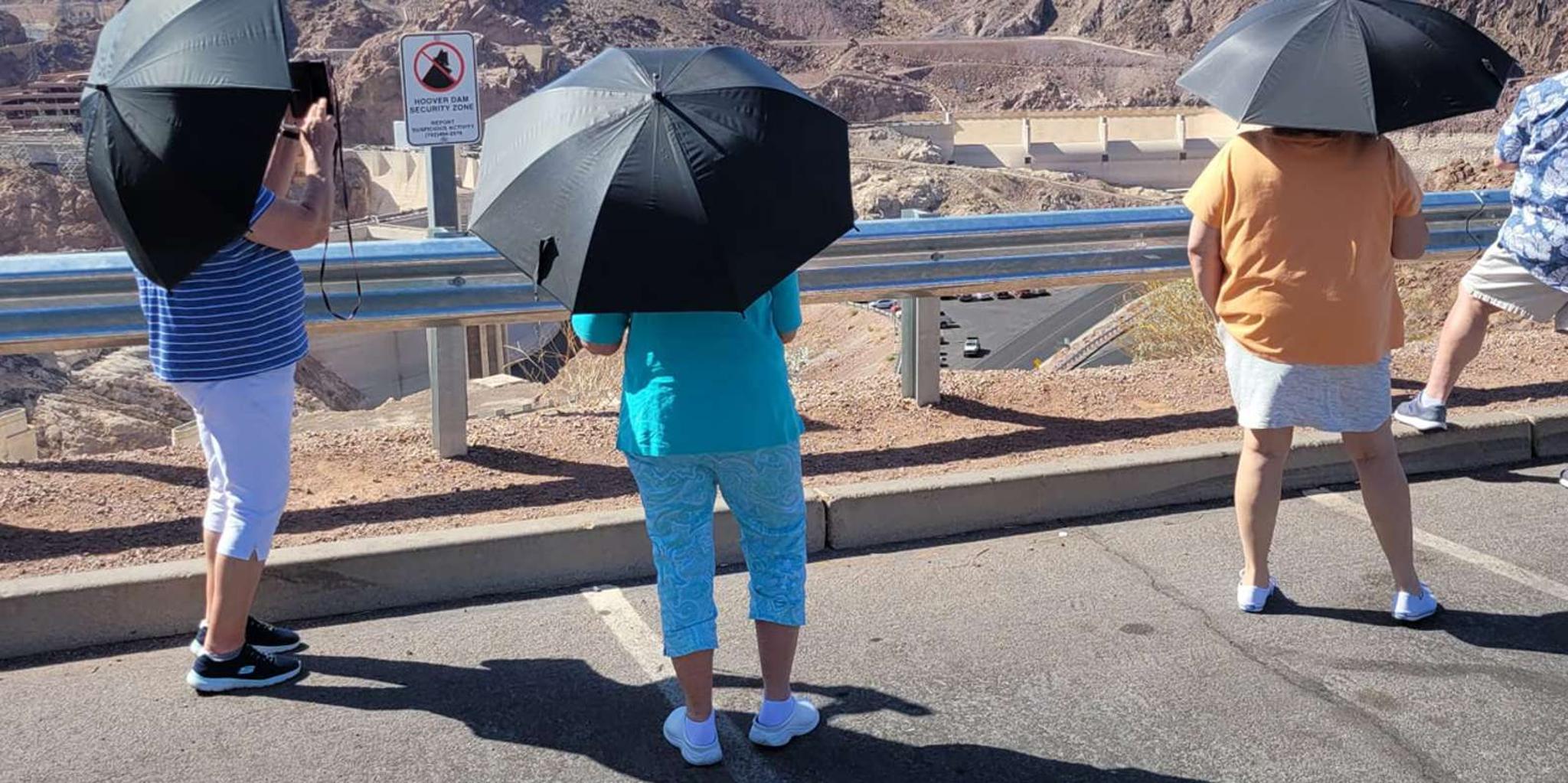 Las Vegas Hoover Dam SUV Tour - Image 6