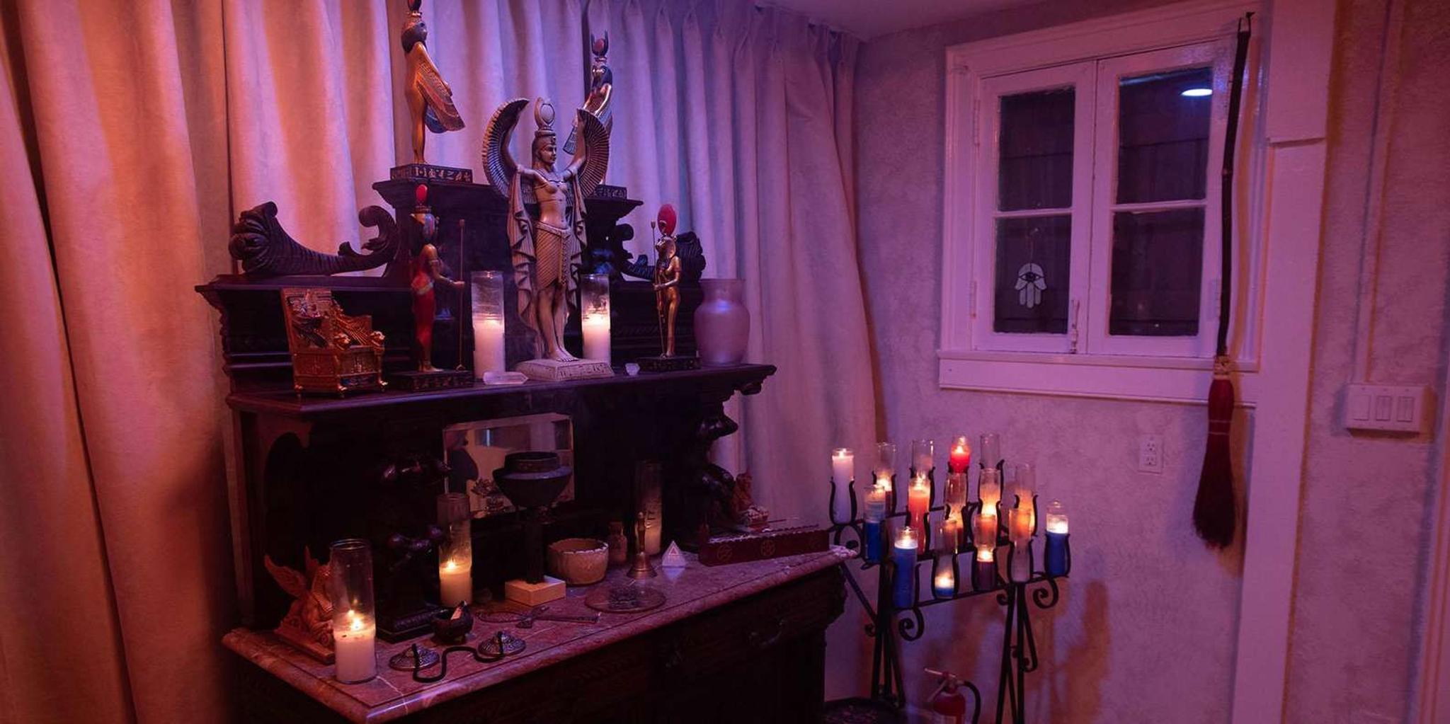 New Orleans Witchcraft and Voodoo Ghost Tour - Image 4