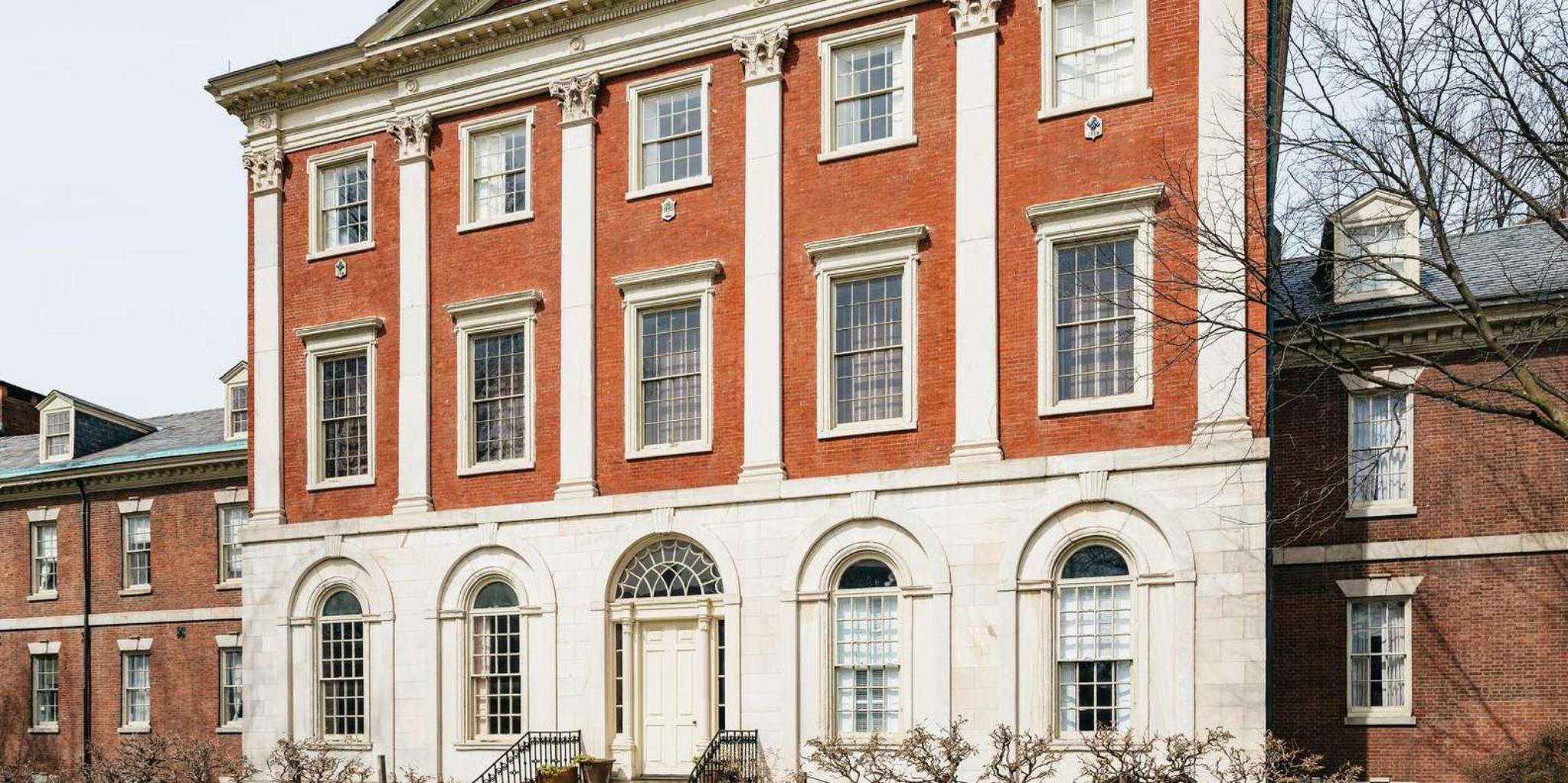 Philadelphia Women's History Walking Tour - Image 3