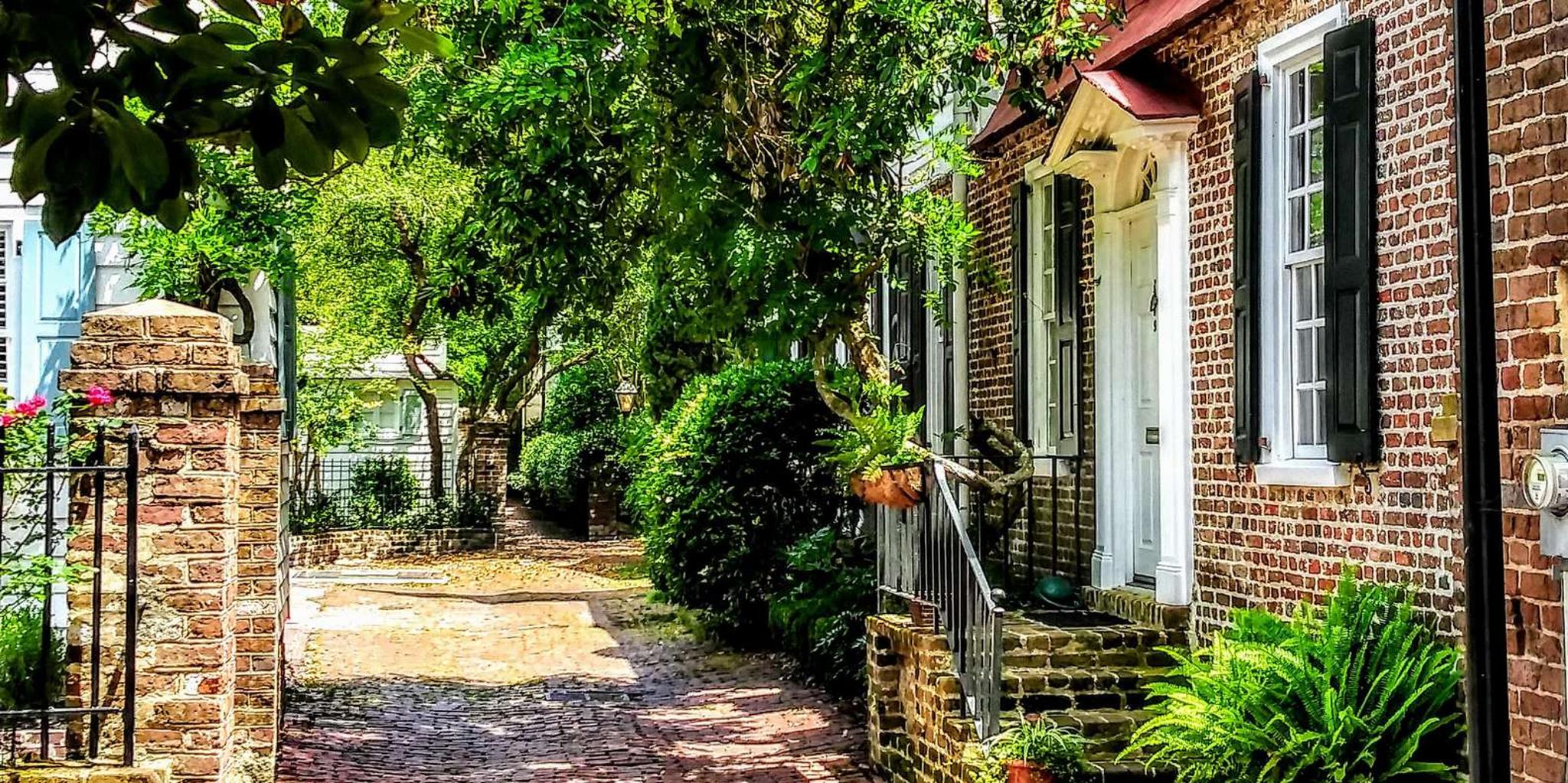 Charleston History Walking Tour in Small Groups - Image 6