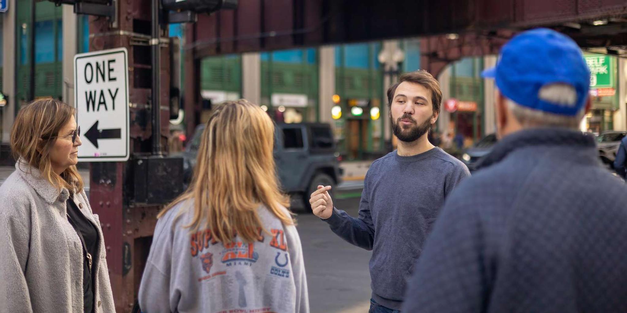 Chicago Architecture and True Crime Tour: Christmas Edition - Image 2