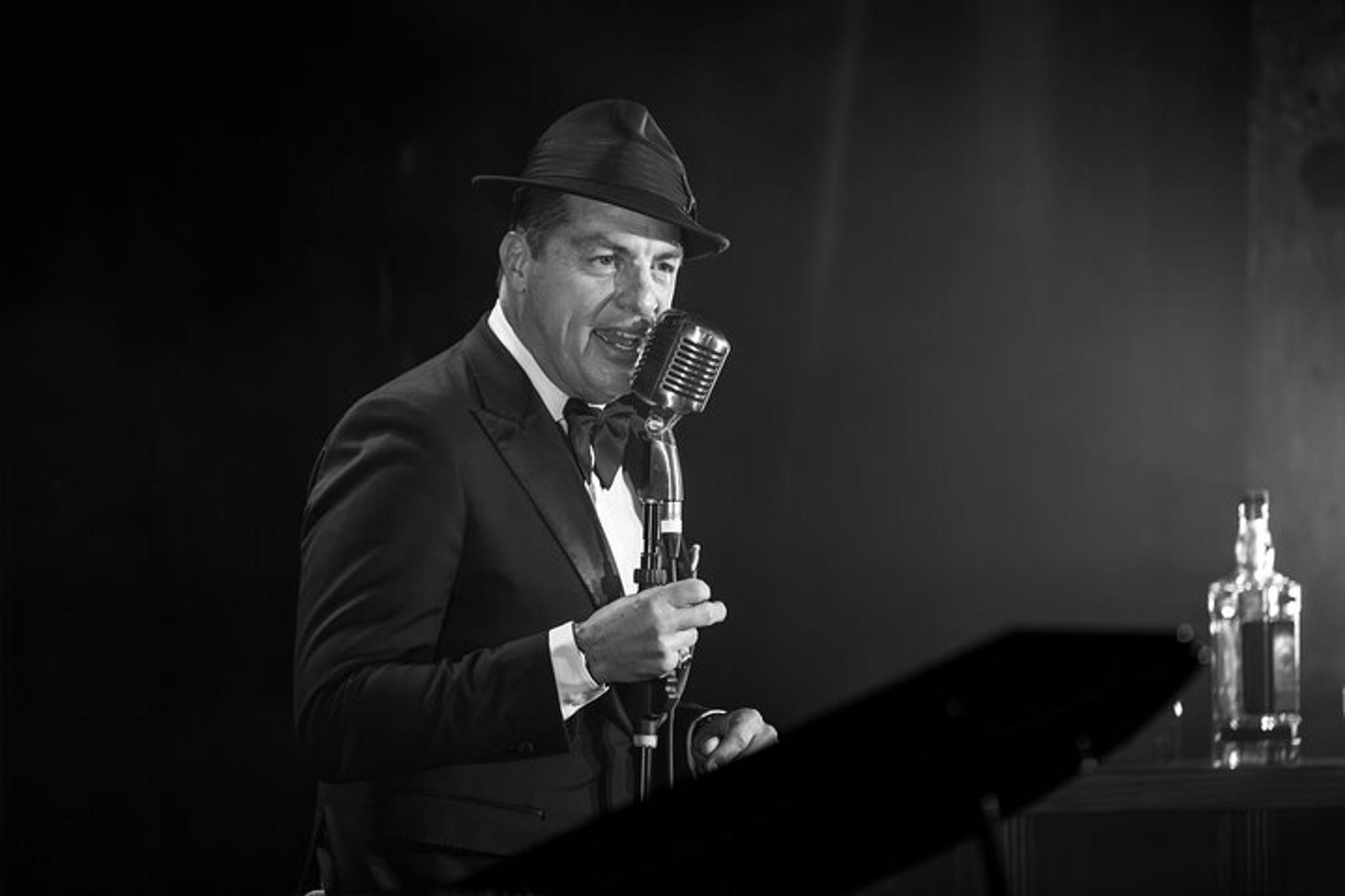 Las Vegas Frank Sinatra Tribute Show - Image 6