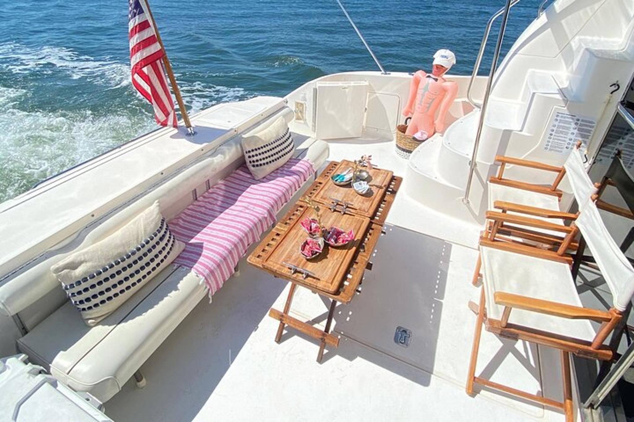 Palm Beach Yacht Charter with Captain and Stewardess - Image 5