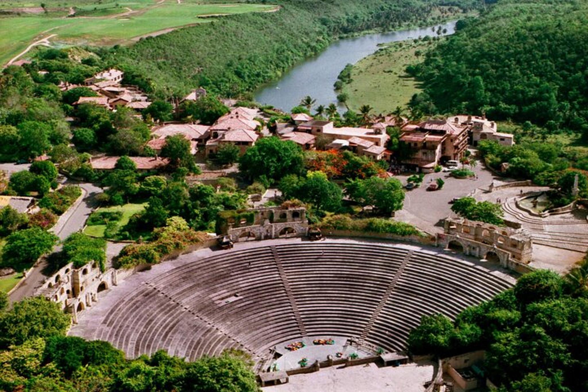 Santo Domingo Cultural Tour with Alto De Chavon - Image 3