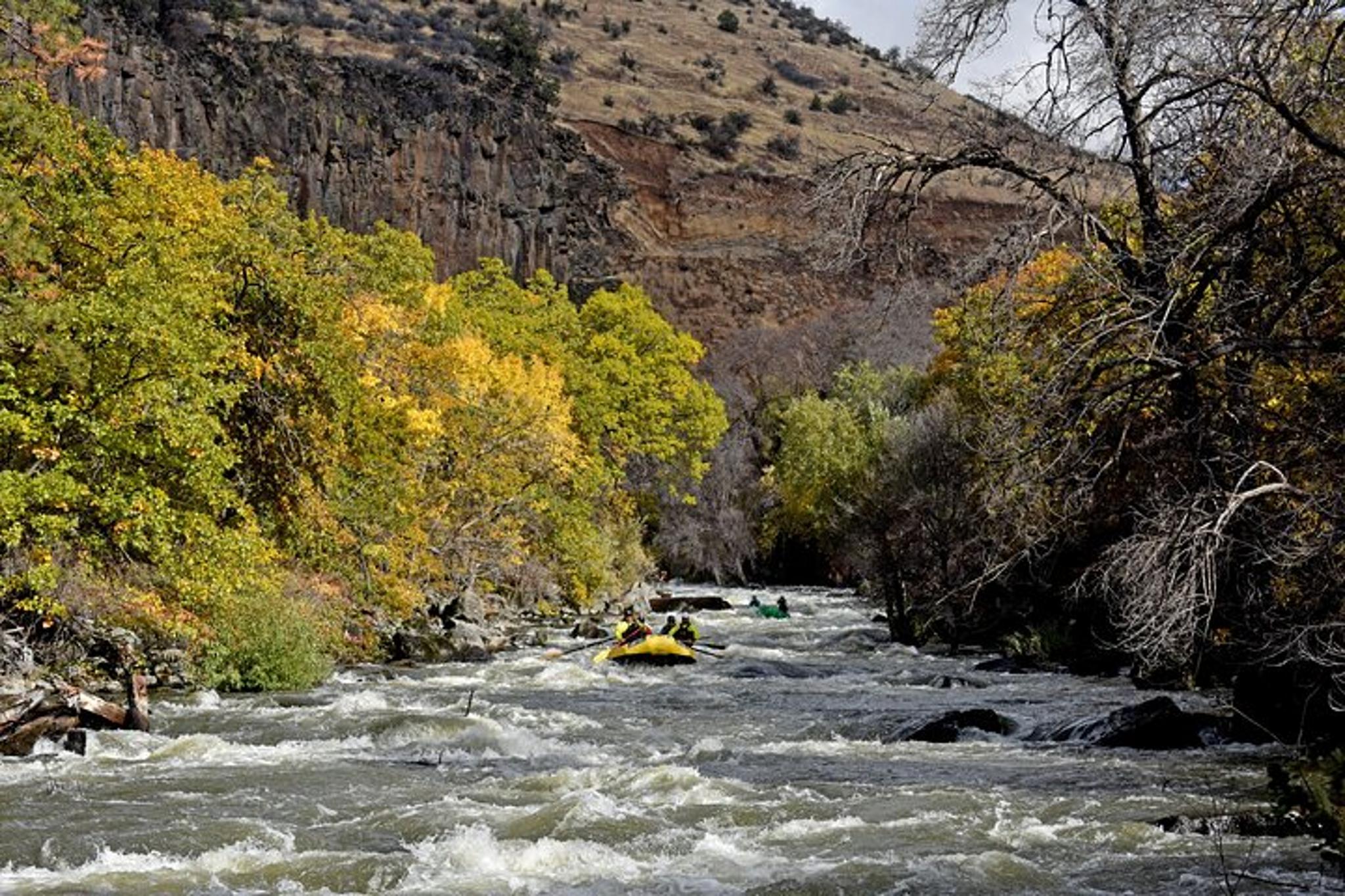 Phoenix Rafting Adventure in Kikacéki Canyon