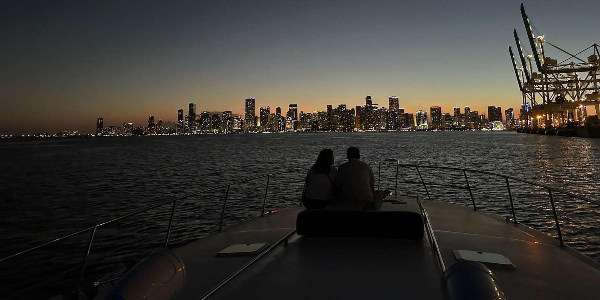 Miami Sunset Yacht Cruise - Image 4