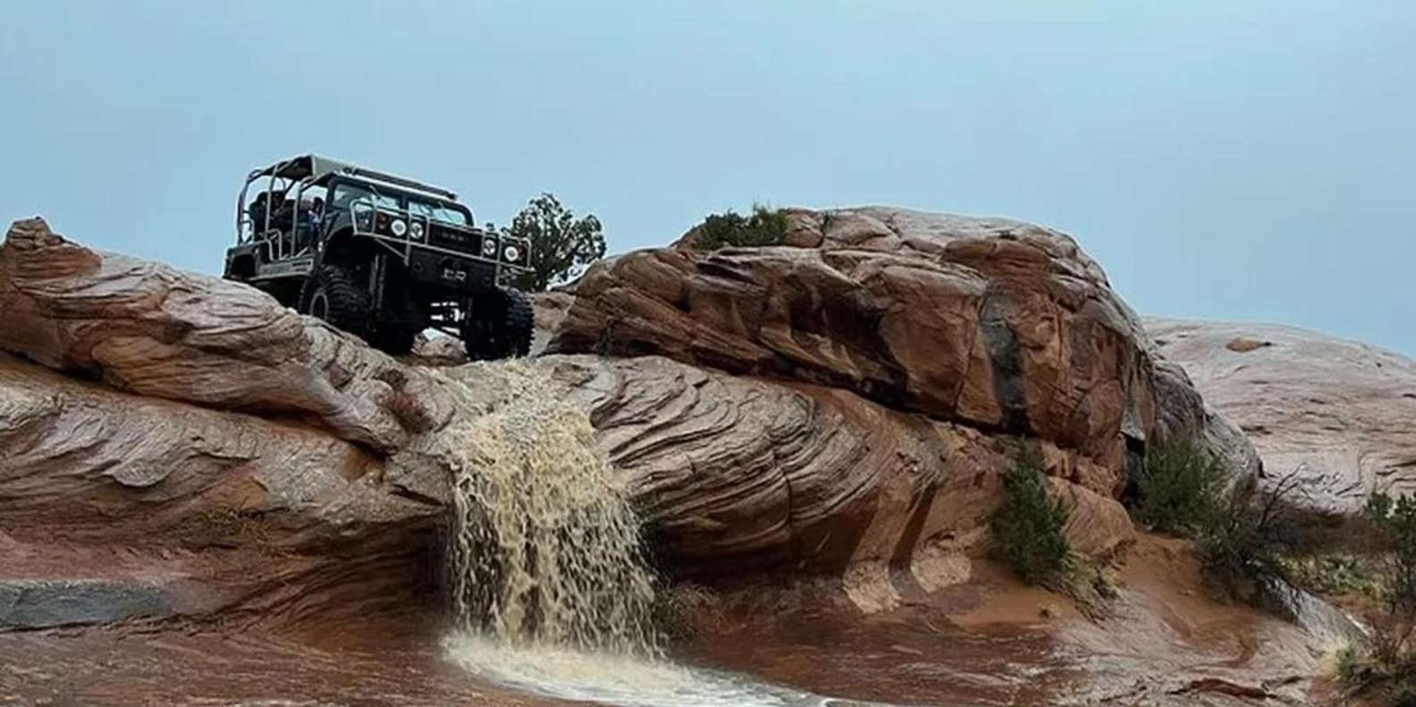 Moab 4x4 Adventure Tour on Hell's Revenge - Image 5