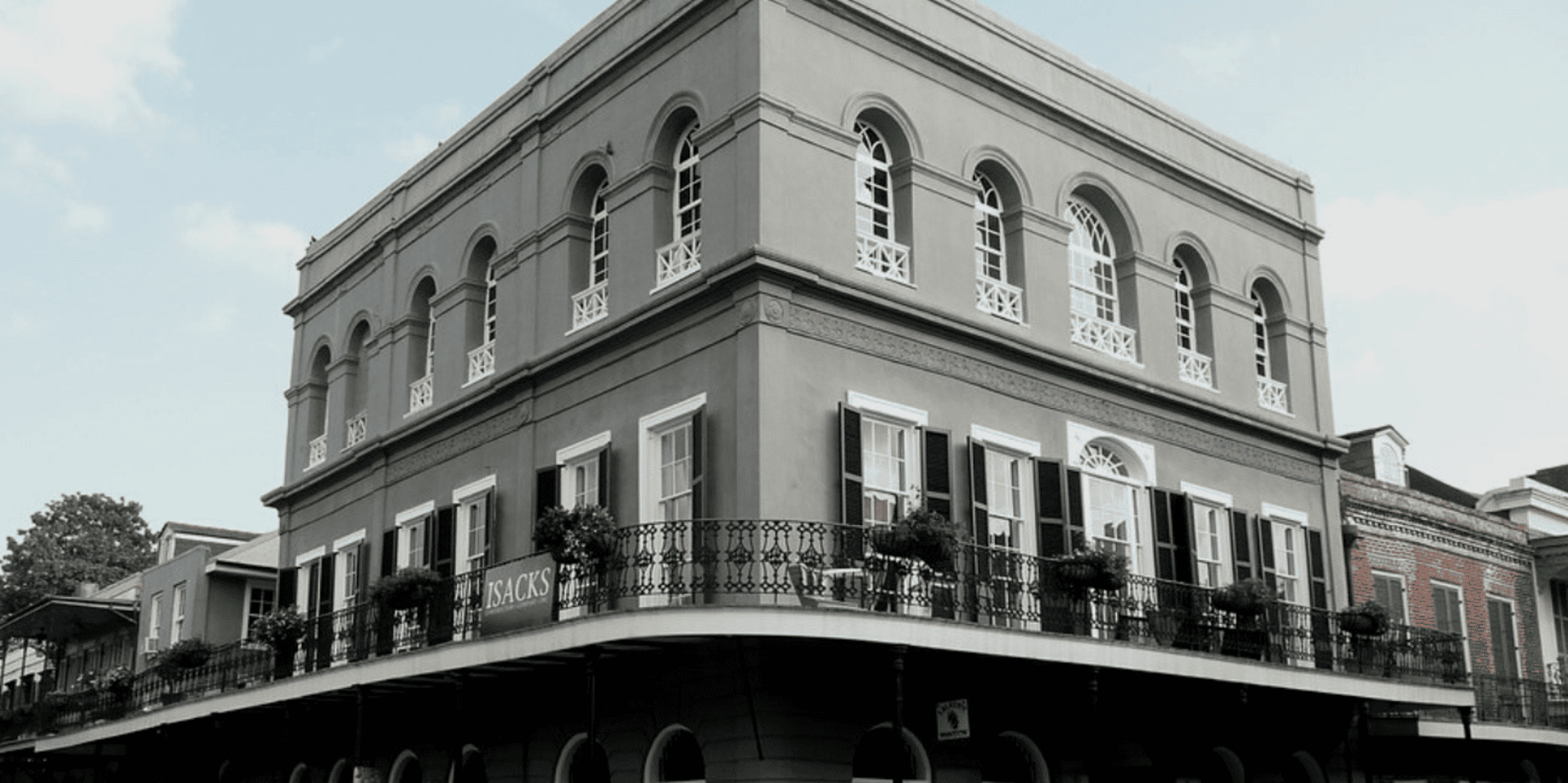 New Orleans Voodoo and Vampire Walking Tour - Image 4