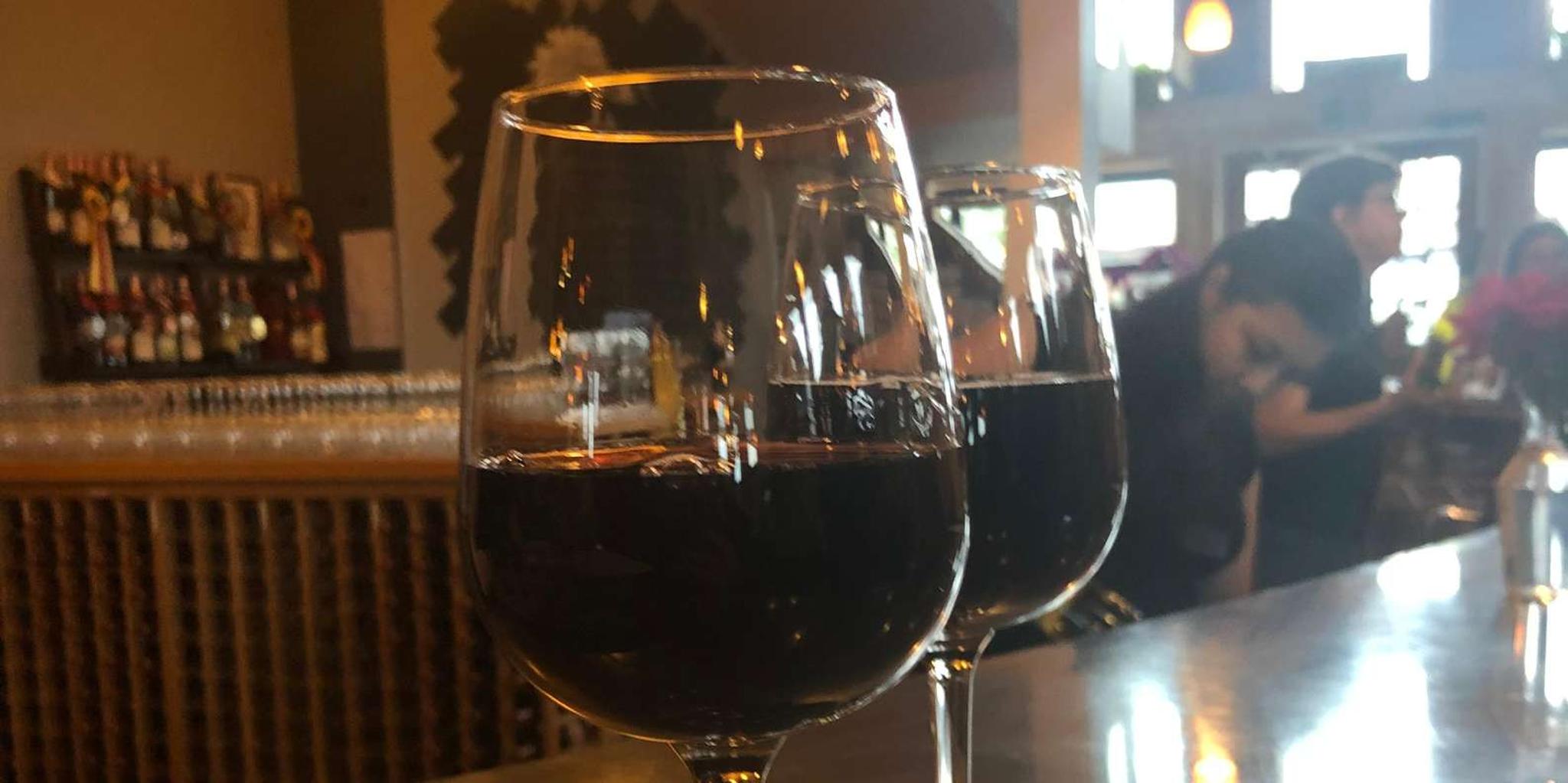 Washington DC Winery Tour by Luxury Vehicle