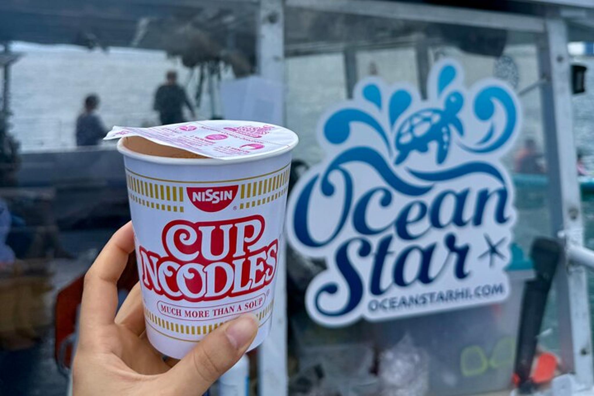 Waikiki Turtle Canyon Snorkeling Adventure - Image 6