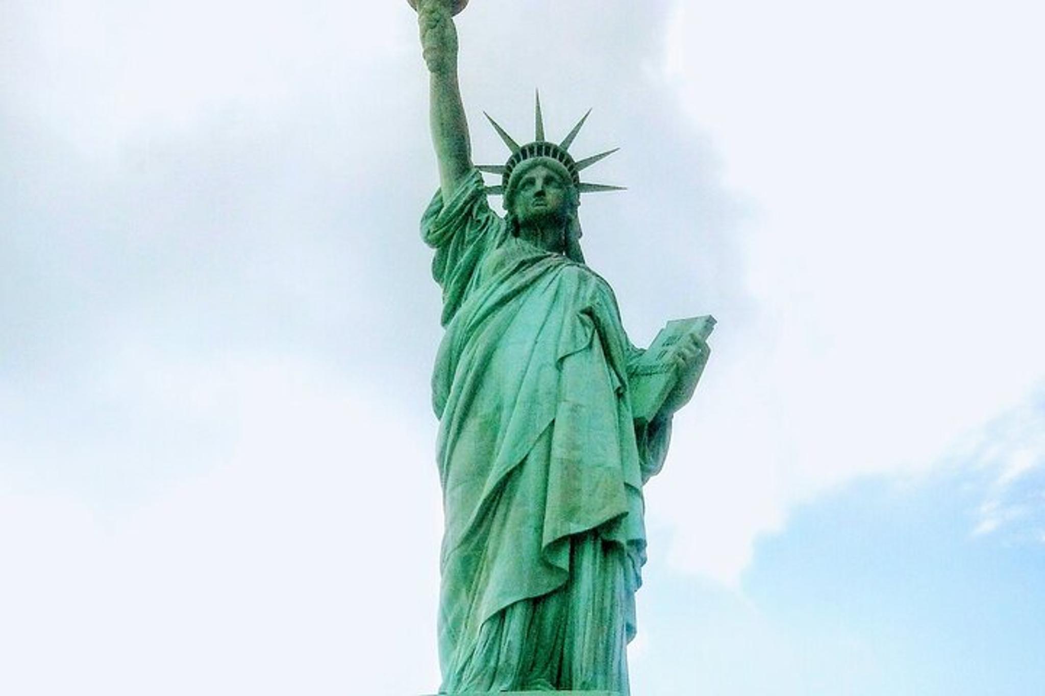 New York Statue of Liberty Guided Tour - Image 2